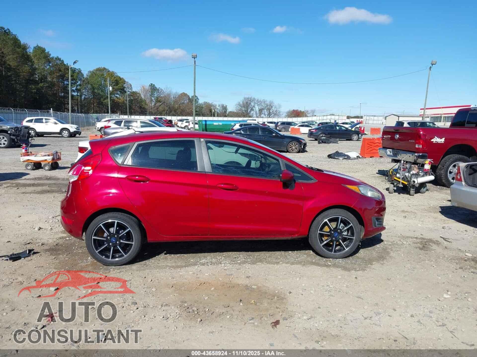 FORD FIESTA 2017 - 3FADP4EJ5HM146348