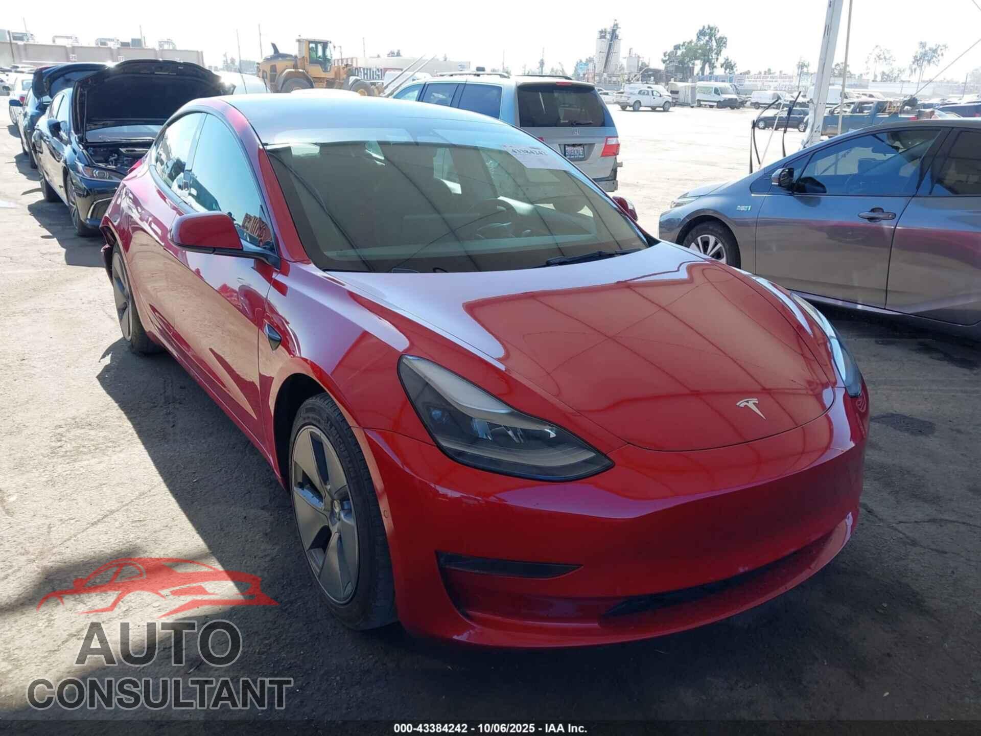 TESLA MODEL 3 2021 - 5YJ3E1EA5MF095085