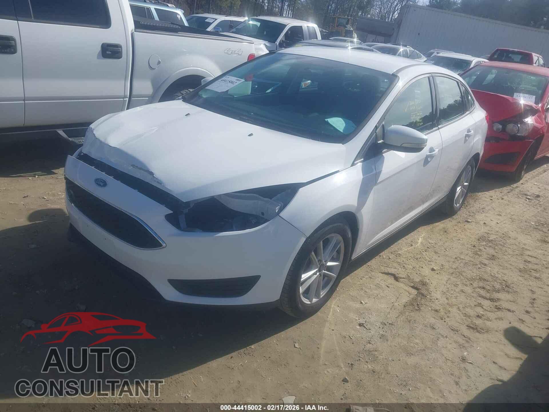 FORD FOCUS 2017 - 1FADP3F28HL304880