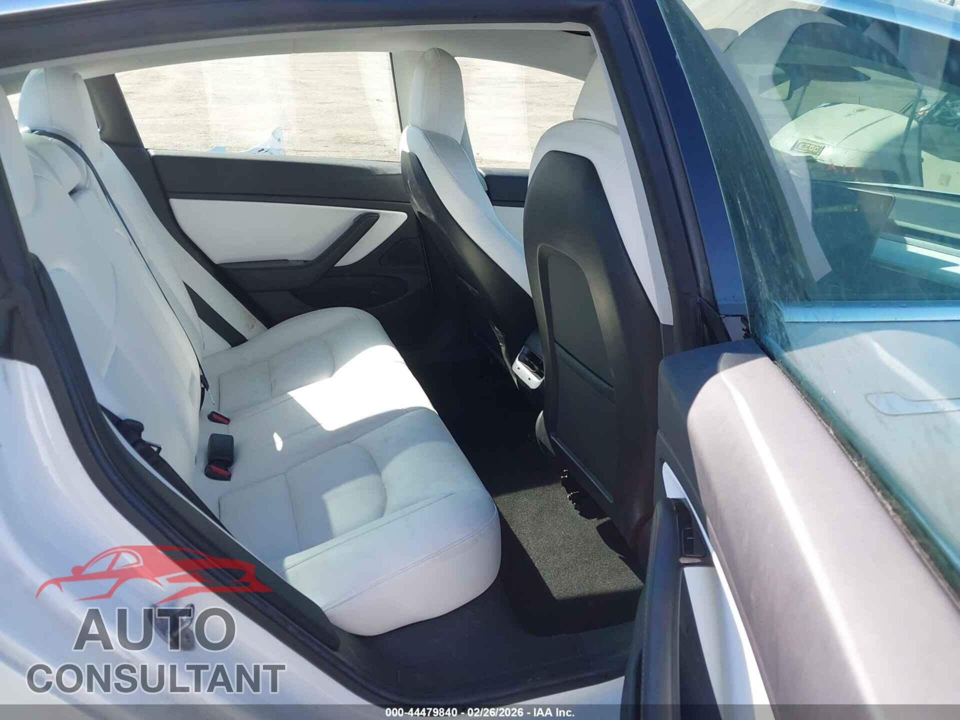 TESLA MODEL 3 2019 - 5YJ3E1EA7KF431896