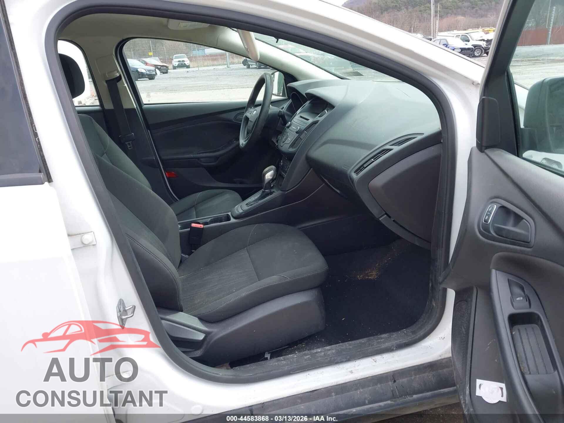FORD FOCUS 2016 - 1FADP3E29GL210507
