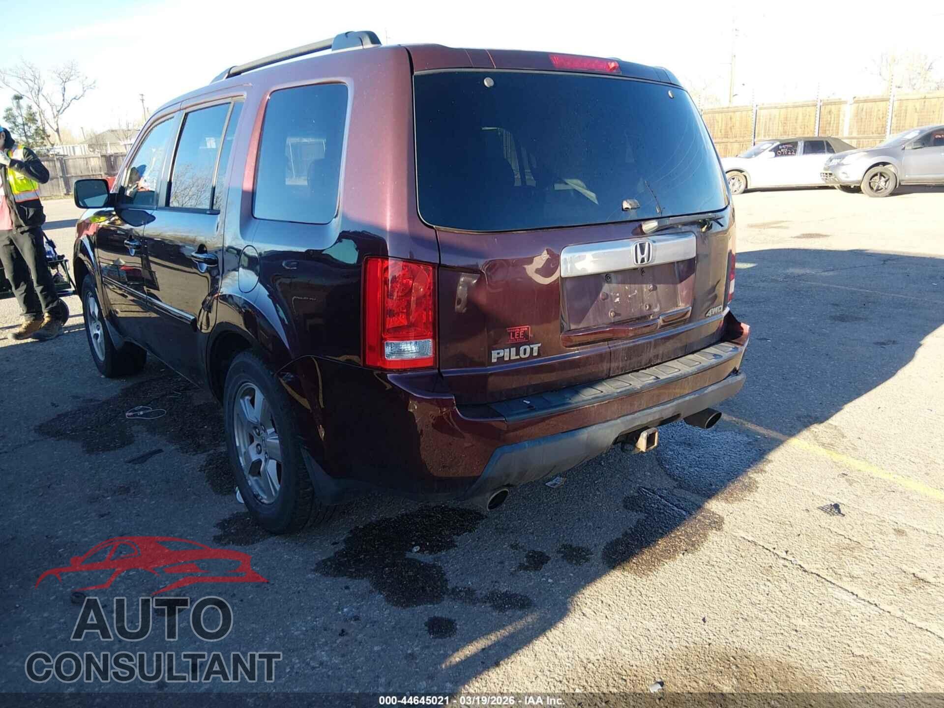 HONDA PILOT 2009 - 5FNYF486X9B043082