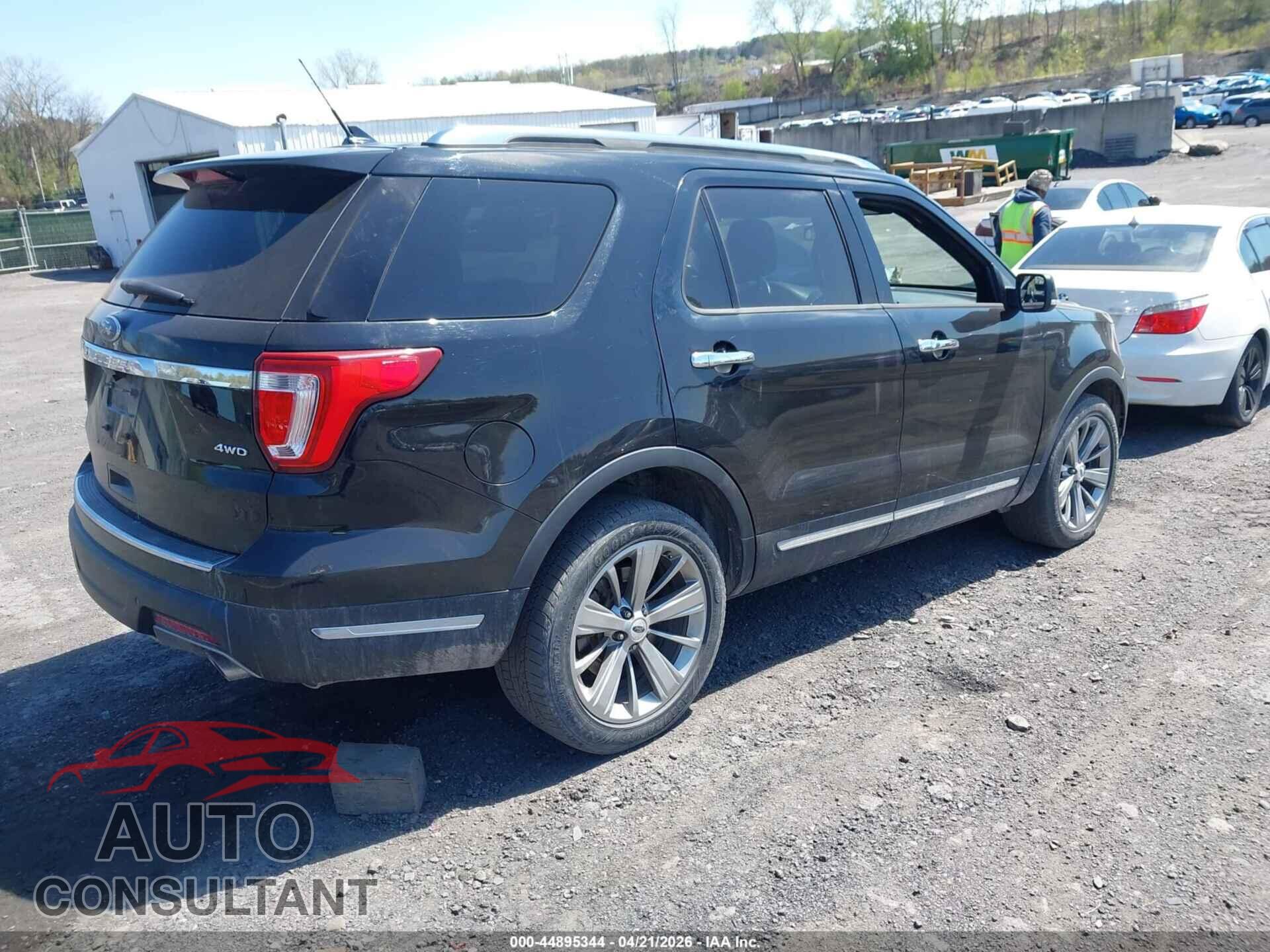 FORD EXPLORER 2018 - 1FM5K8F8XJGB67093