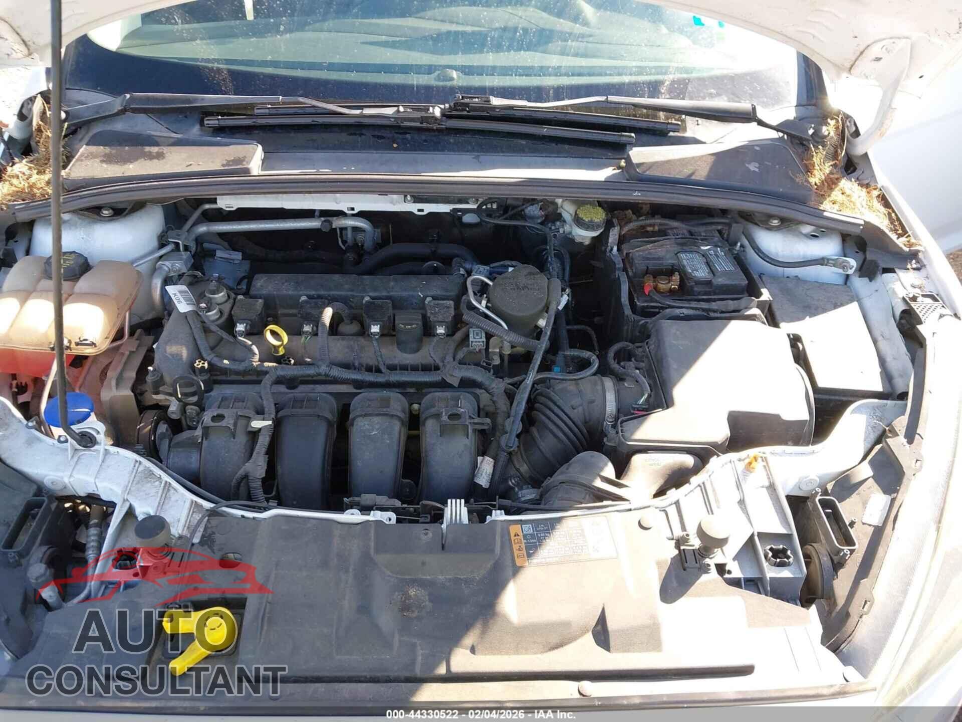 FORD FOCUS 2015 - 1FADP3F21FL314051