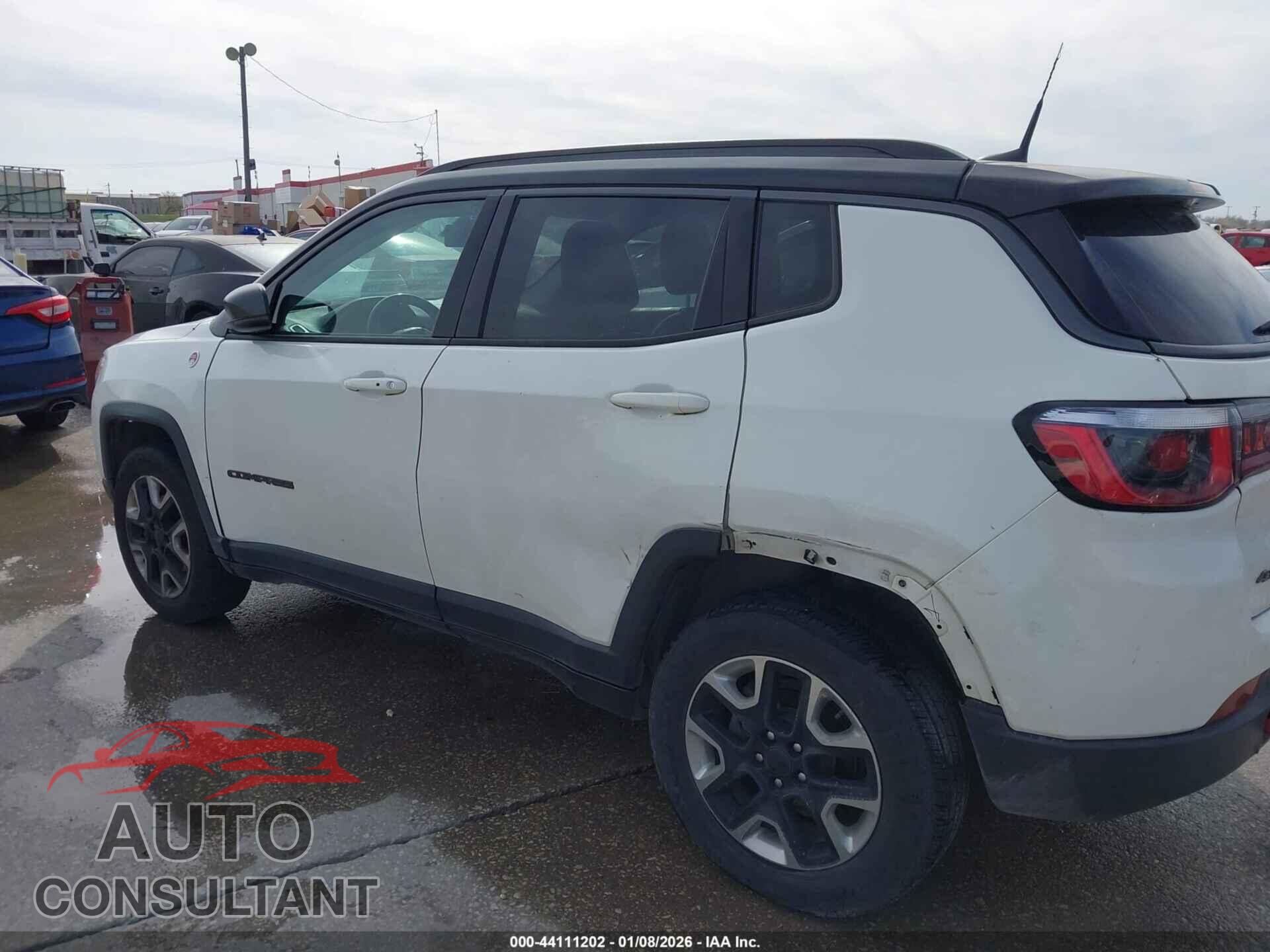 JEEP COMPASS 2018 - 3C4NJDDB2JT451635