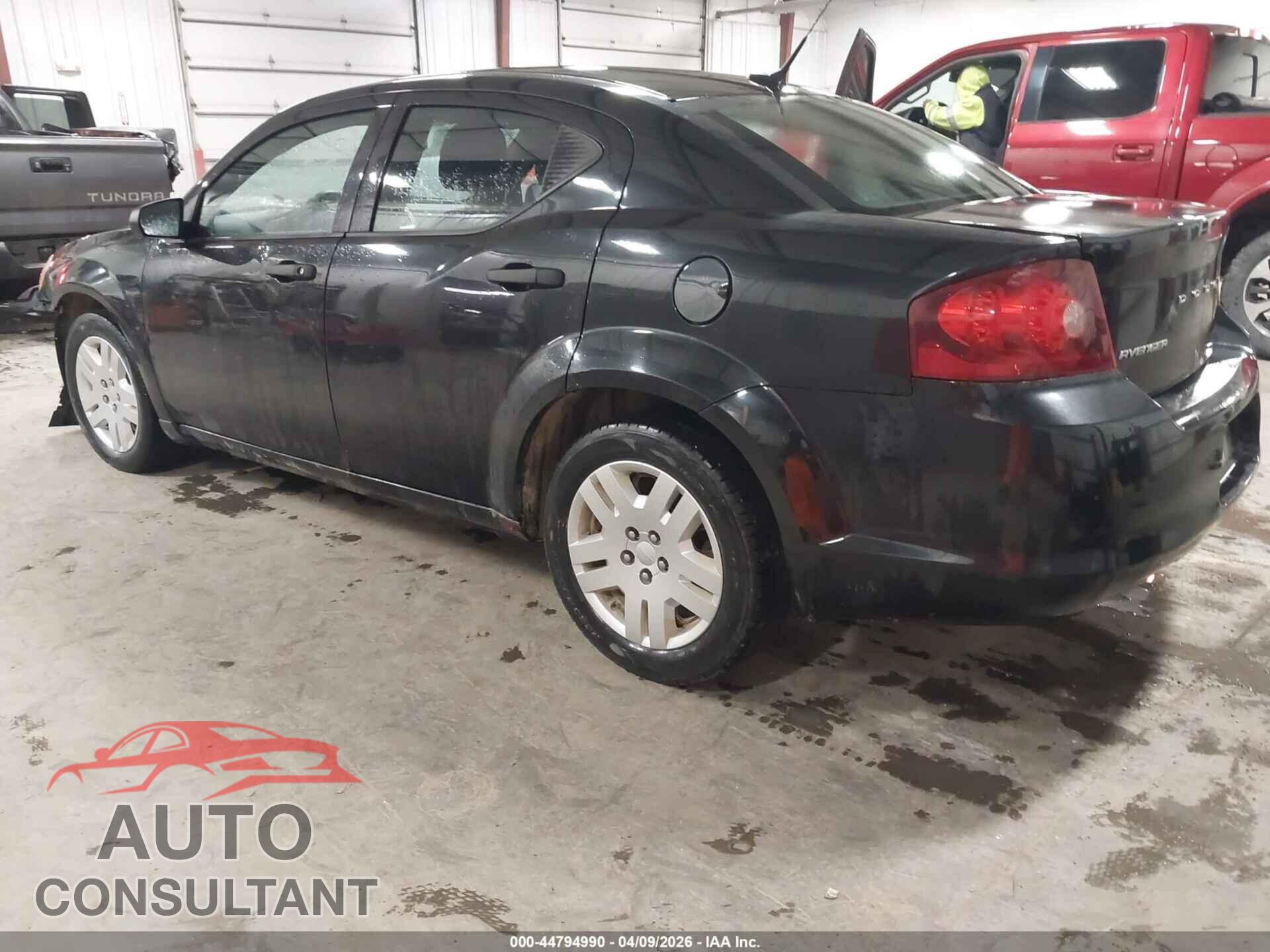 DODGE AVENGER 2011 - 1B3BD4FB5BN508095