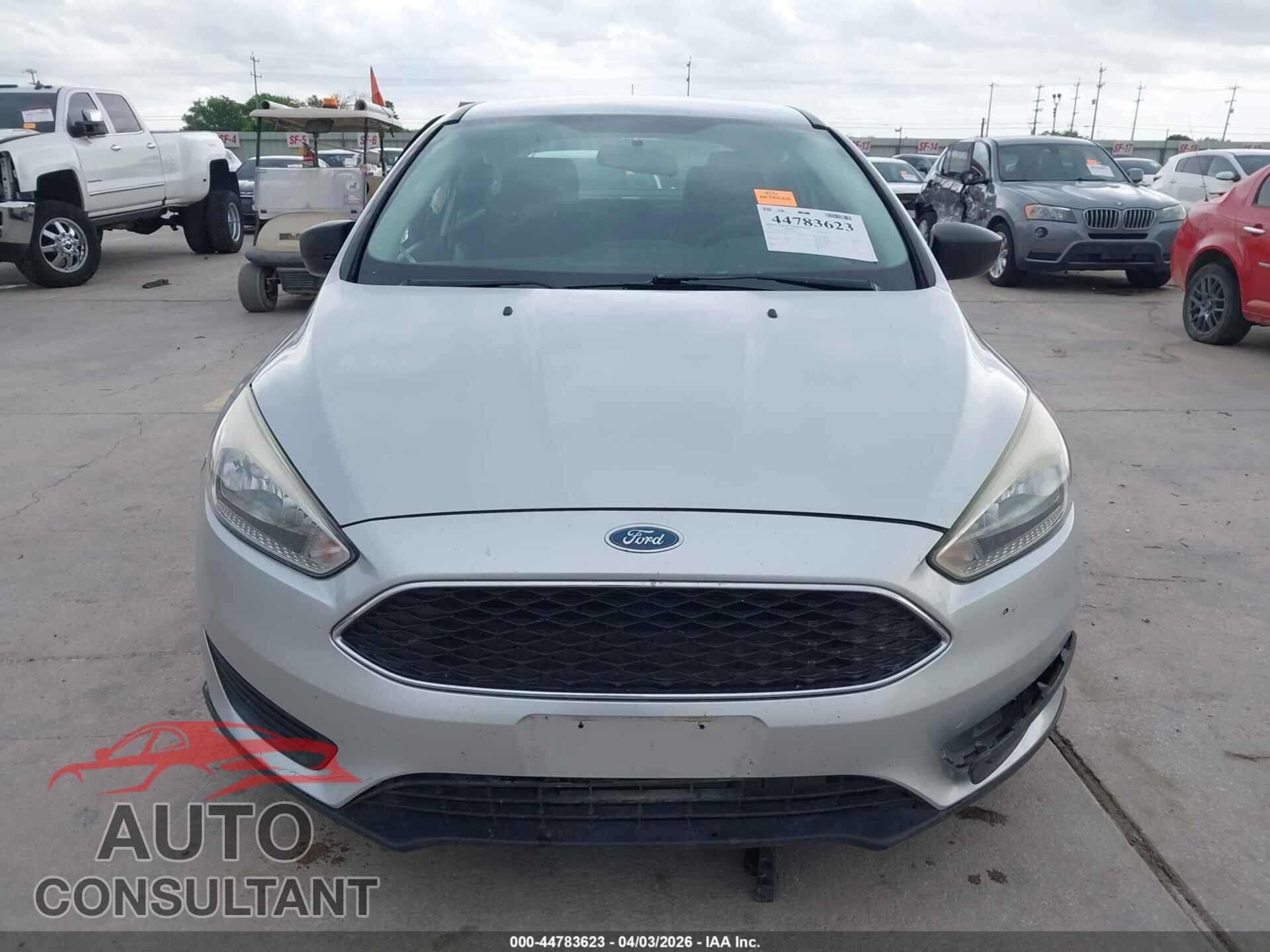 FORD FOCUS 2017 - 1FADP3E22HL332658