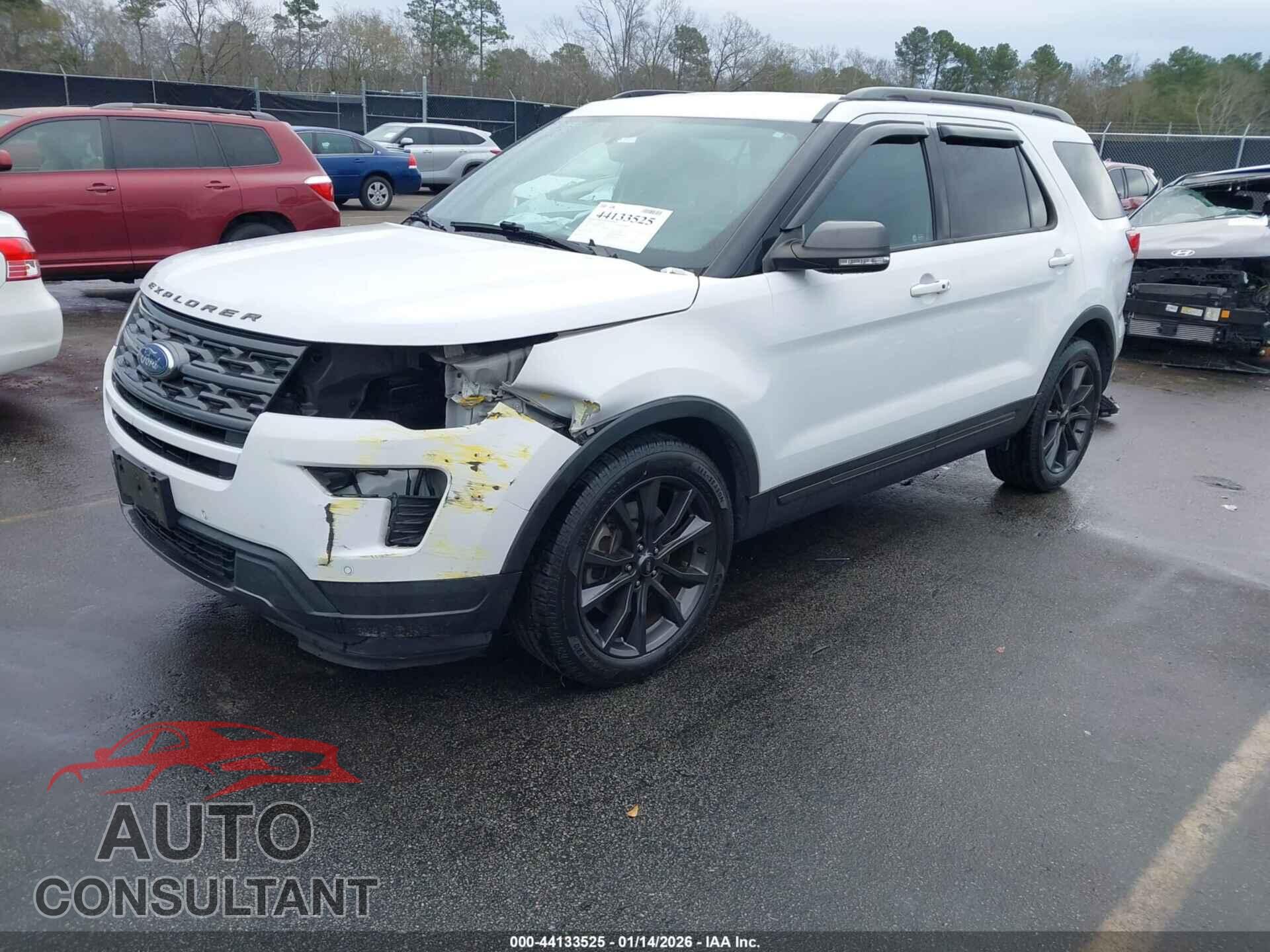 FORD EXPLORER 2018 - 1FM5K7D8XJGB52431