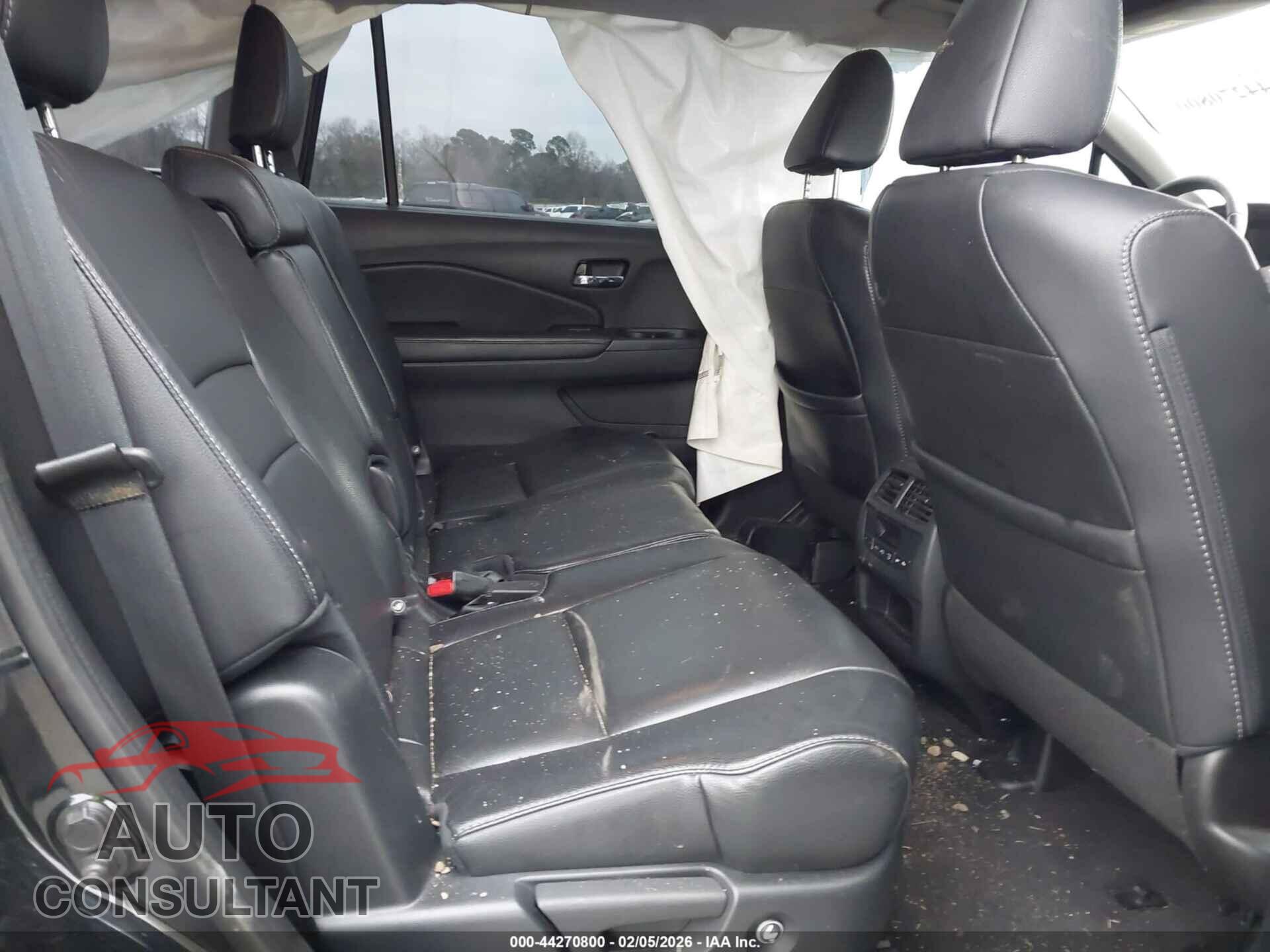 HONDA PILOT 2018 - 5FNYF5H55JB009097