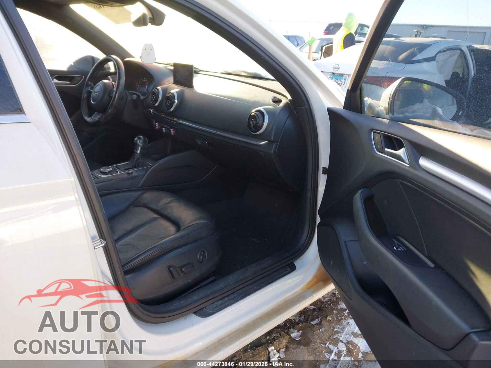 AUDI A3 2016 - WAUC7GFF9G1069624