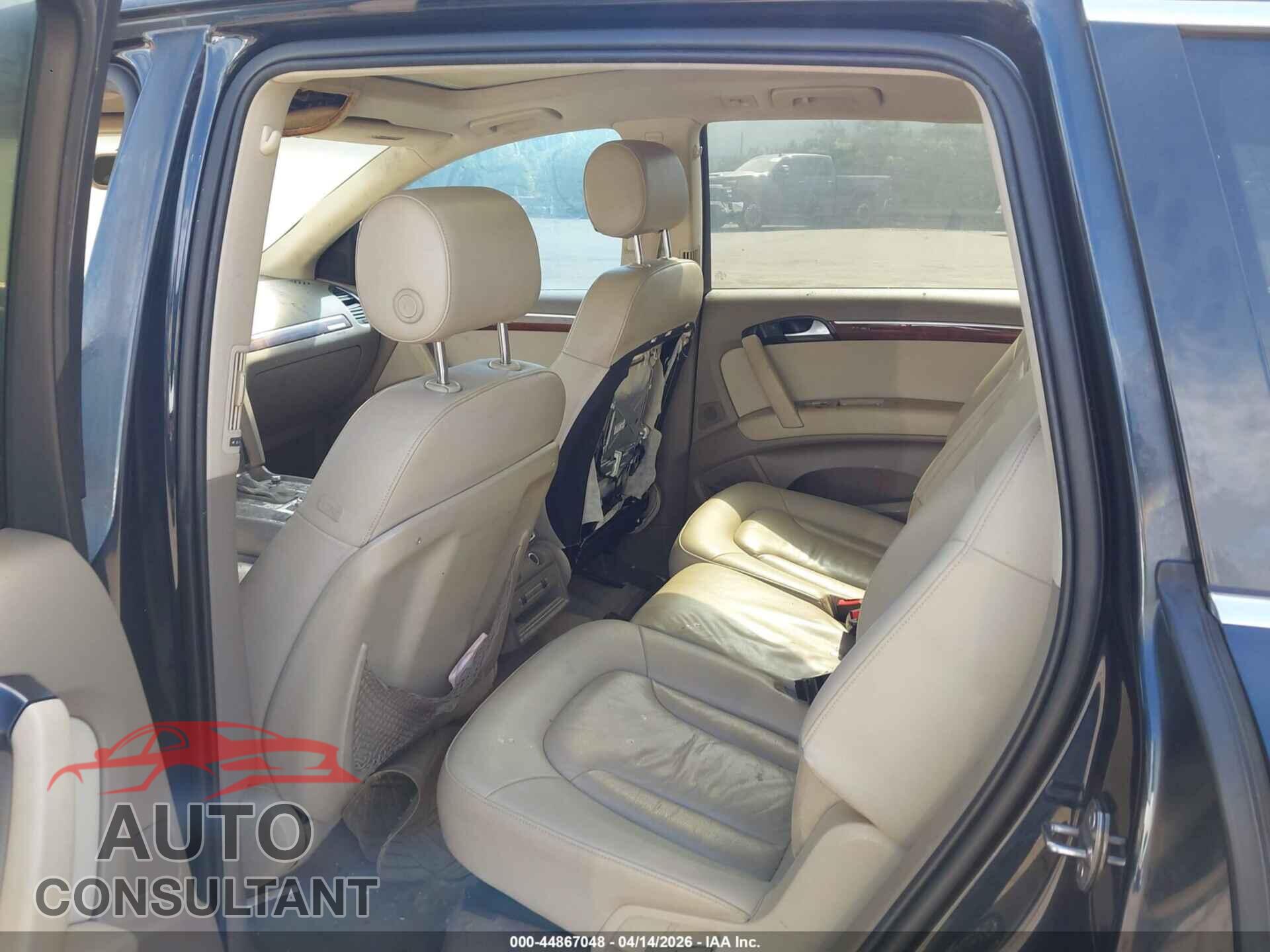 AUDI Q7 2011 - WA1LGAFE1BD001049
