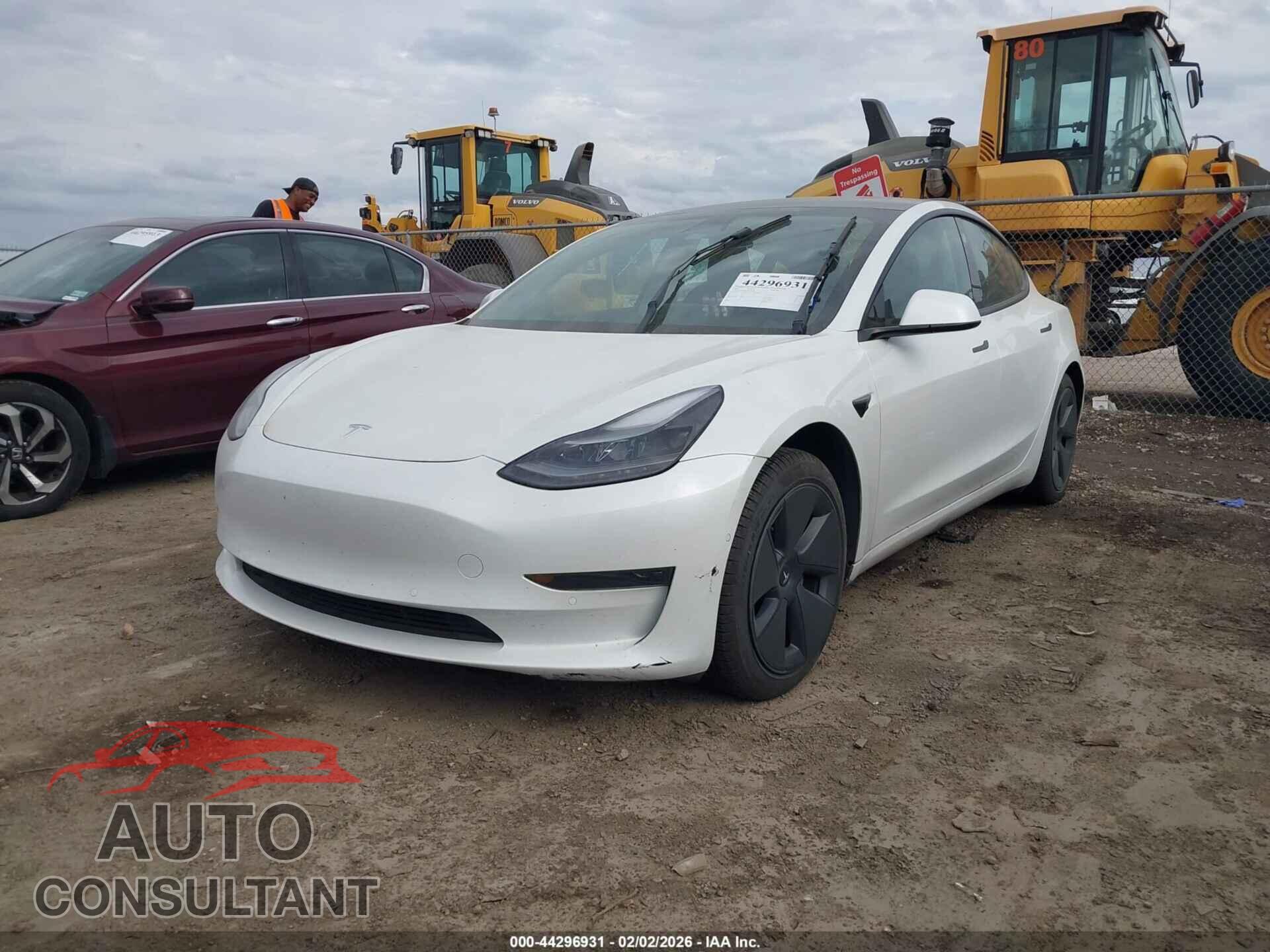 TESLA MODEL 3 2021 - 5YJ3E1EA1MF100346