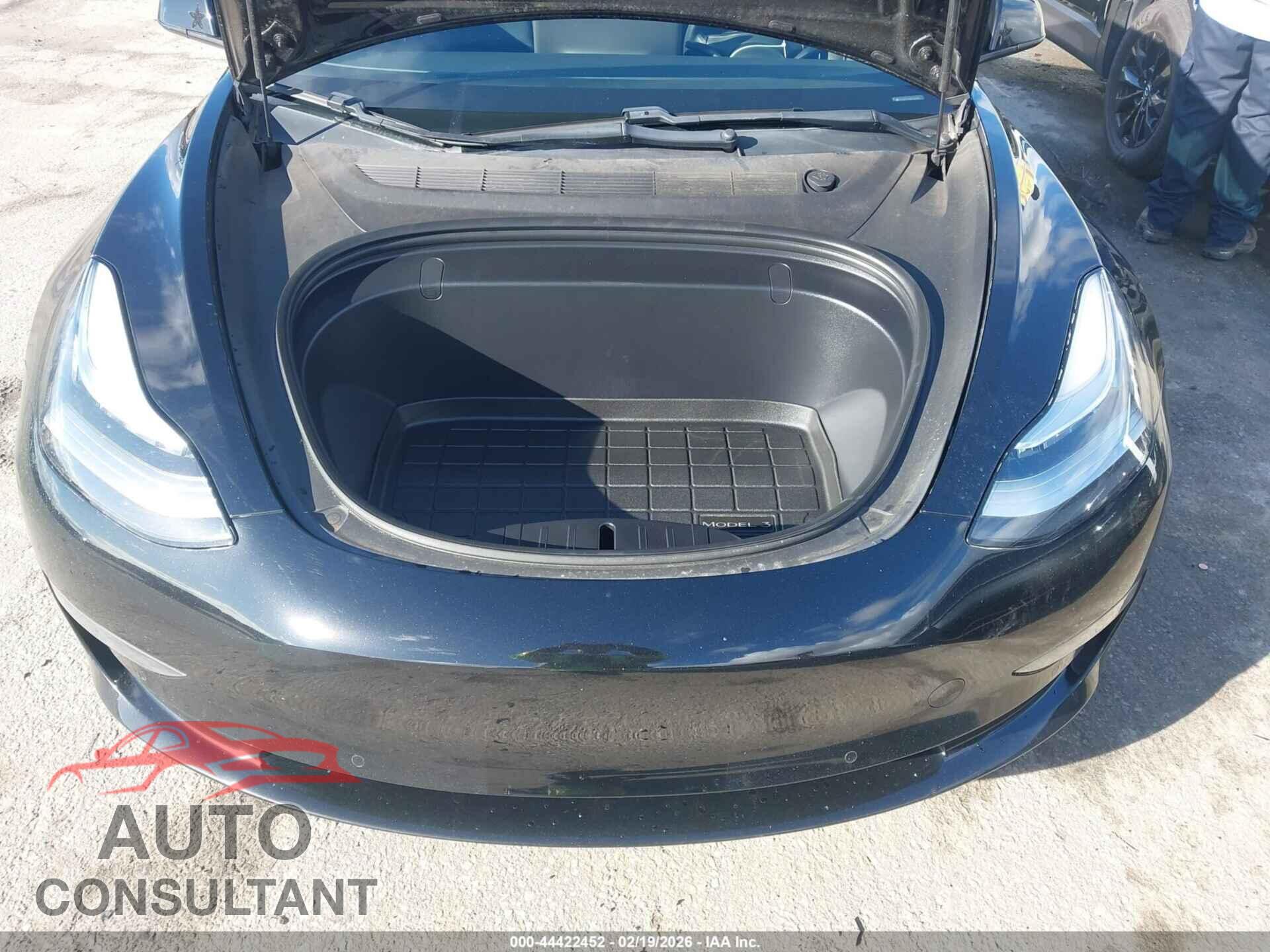 TESLA MODEL 3 2019 - 5YJ3E1EA8KF296685