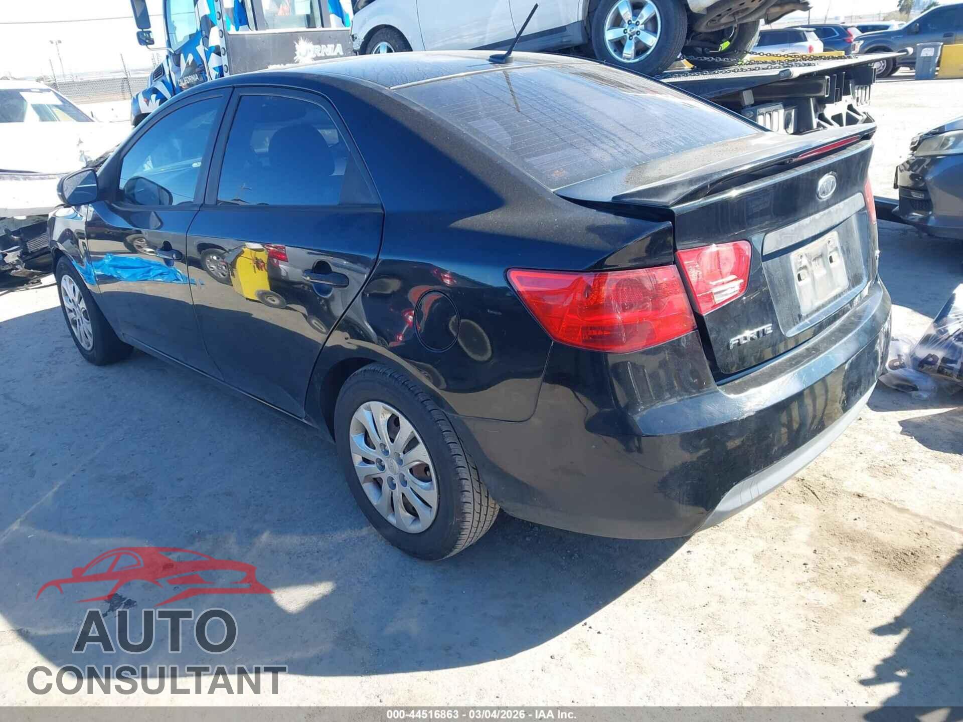 KIA FORTE 2011 - KNAFU4A21B5405227