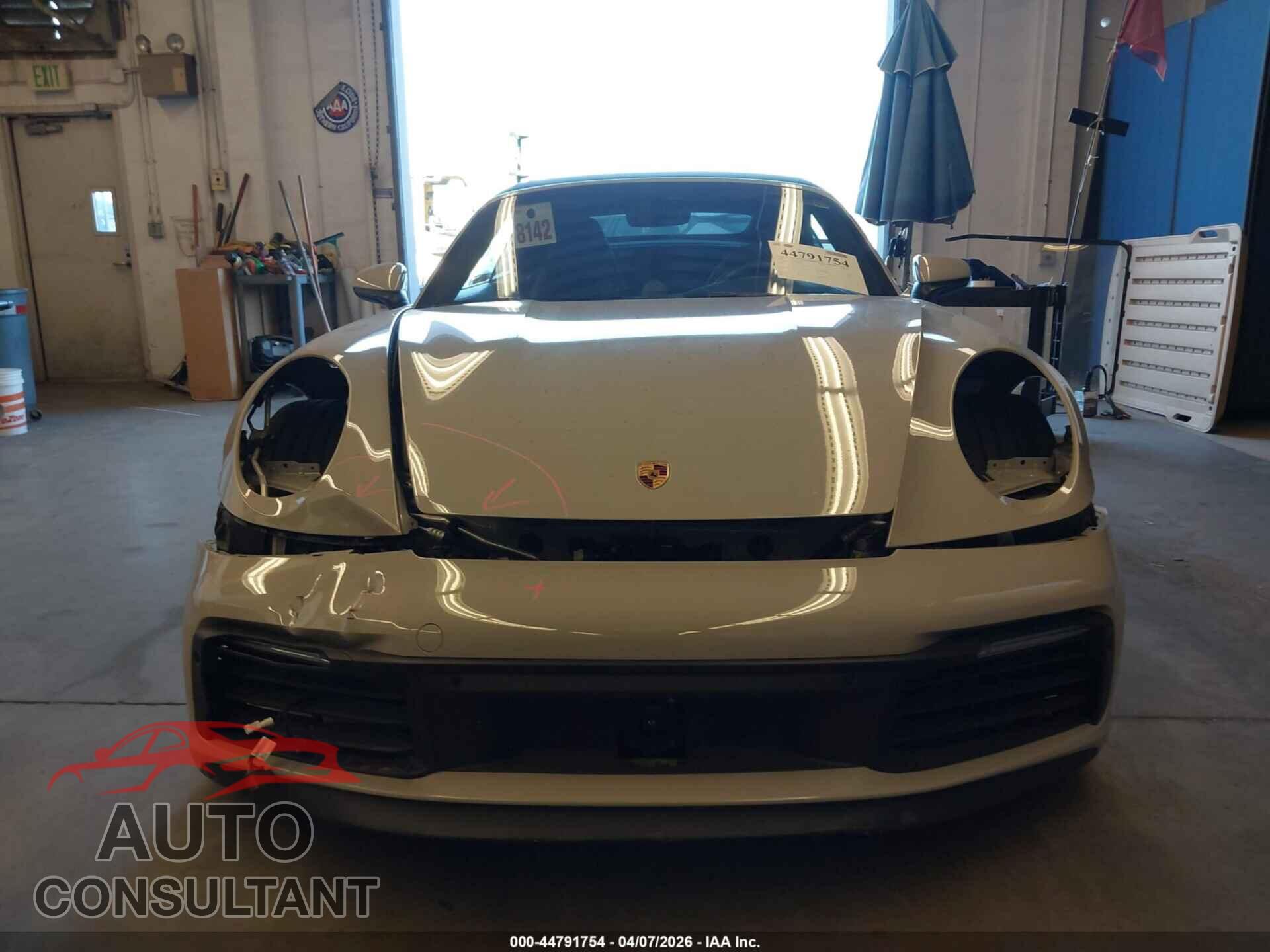 PORSCHE 911 2020 - WP0CB2A90LS264585