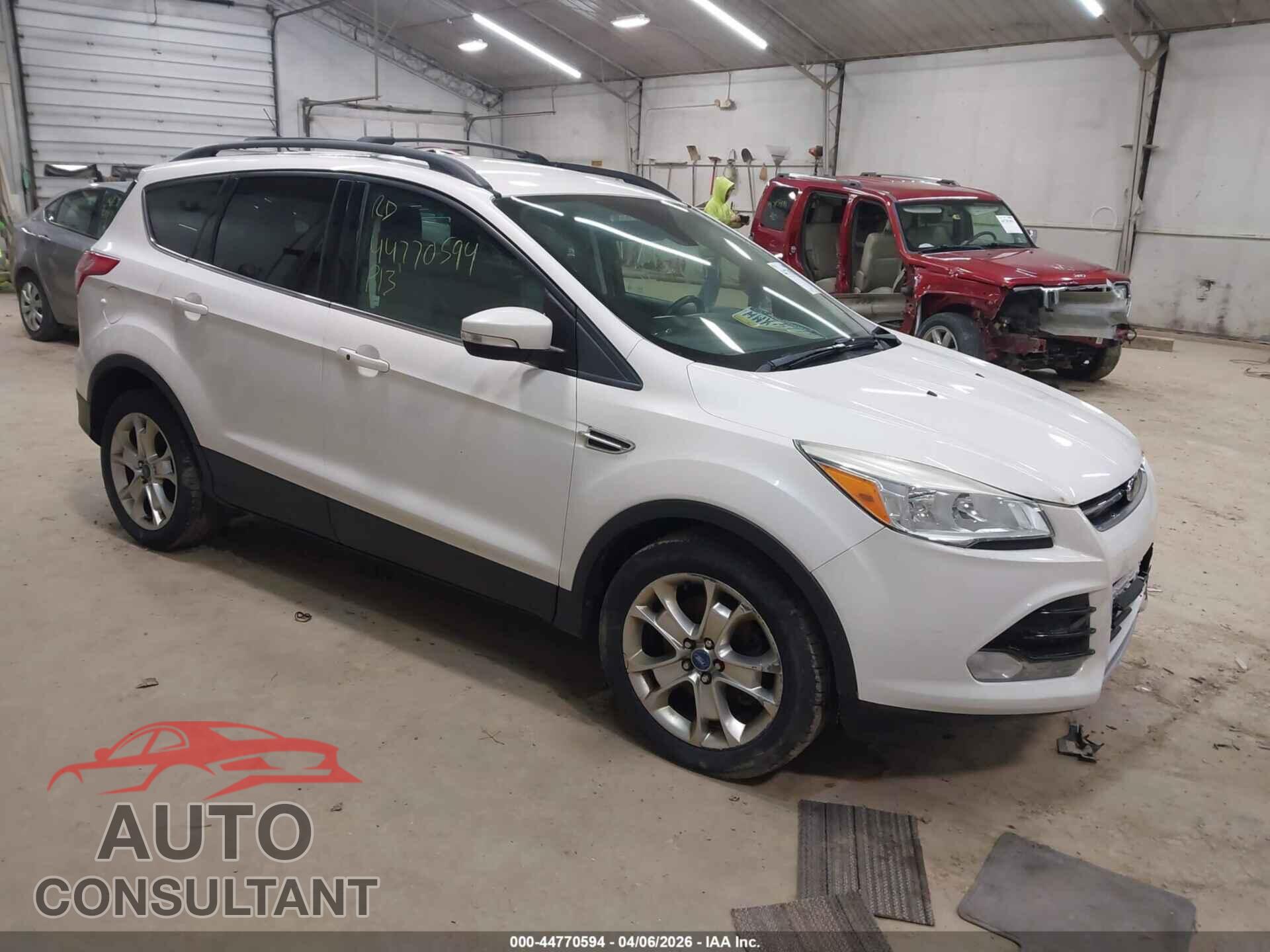 FORD ESCAPE 2013 - 1FMCU9H97DUB44681