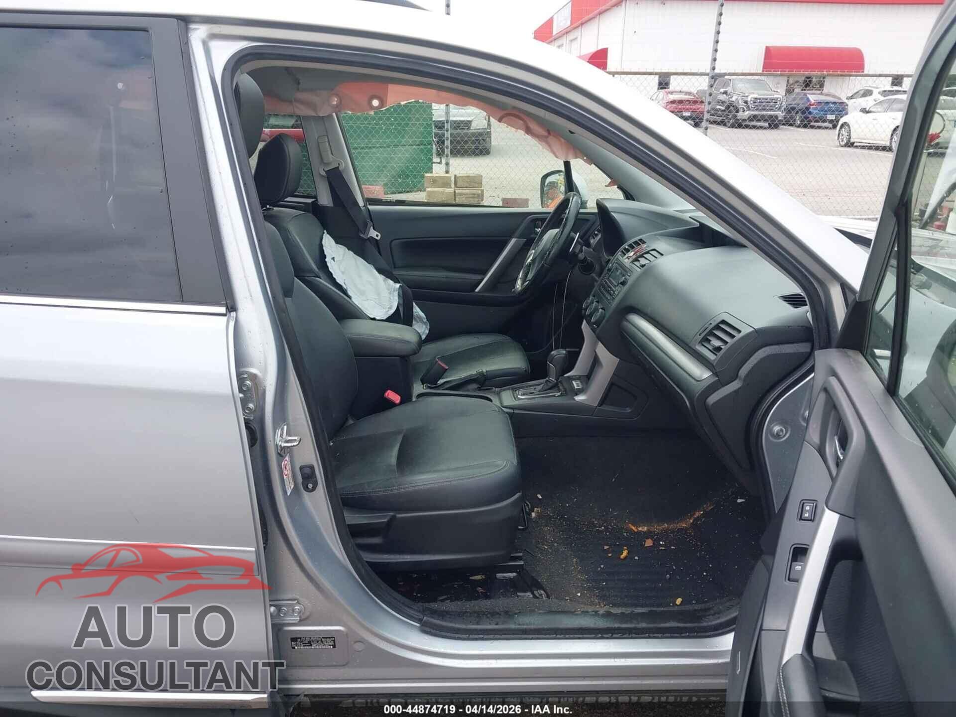 SUBARU FORESTER 2015 - JF2SJGUCXFH572935