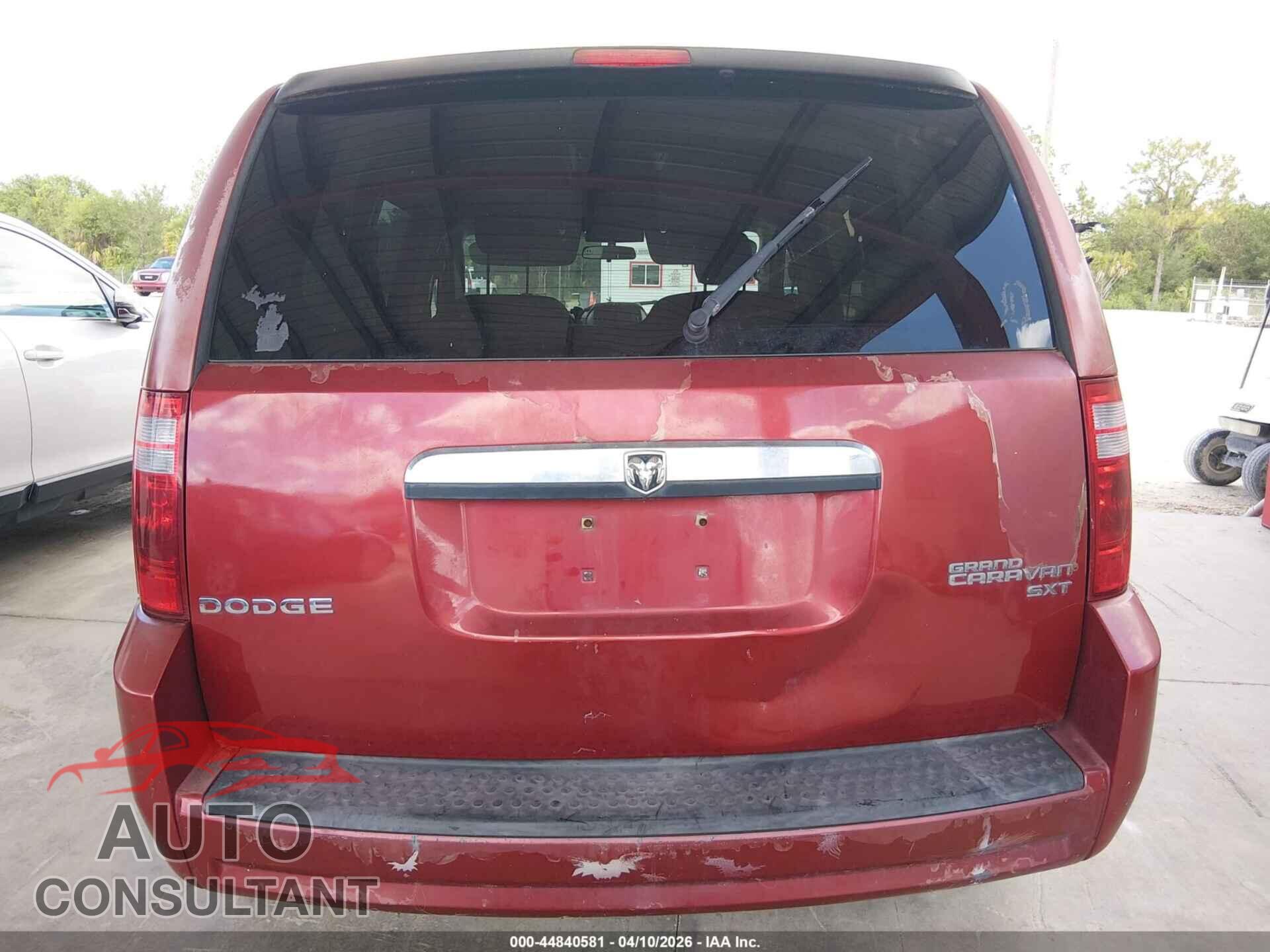DODGE GRAND CARAVAN 2010 - 2D4RN5D18AR244109