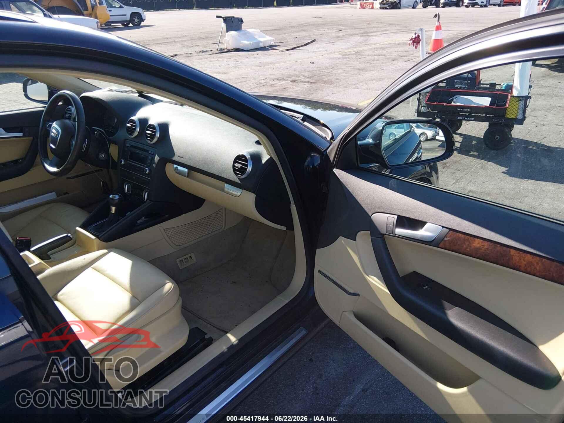 AUDI A3 2012 - WAUMFAFM6CA140355