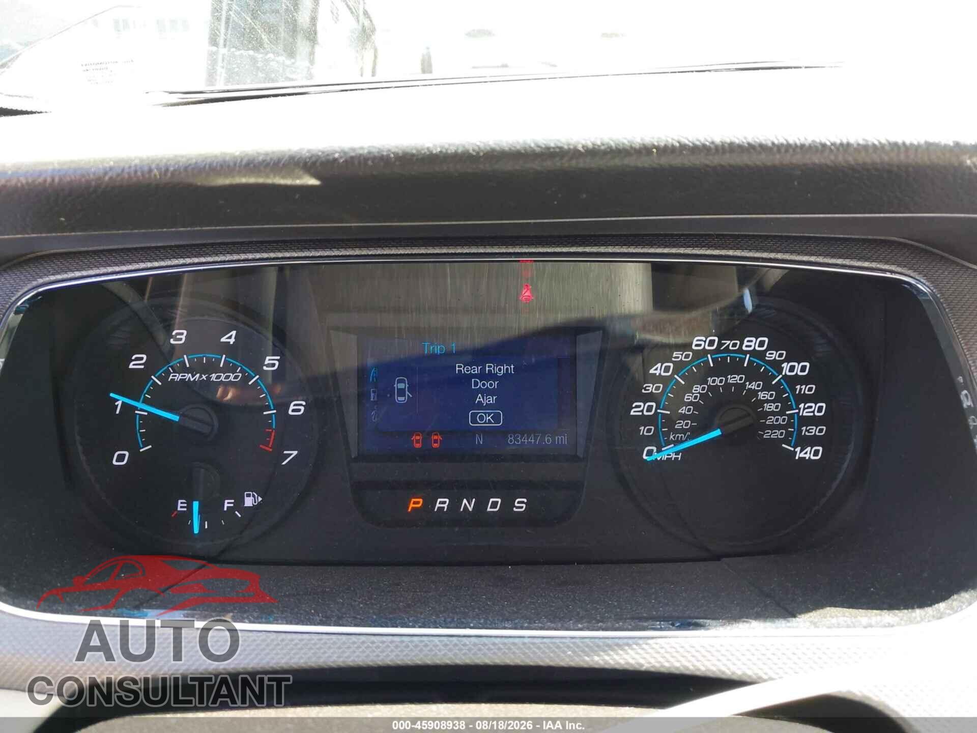 FORD TAURUS 2017 - 1FAHP2D86HG110957