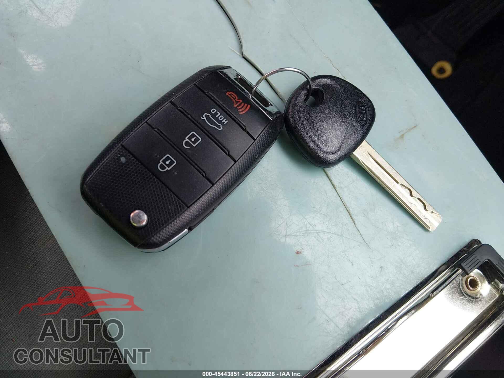 KIA OPTIMA 2015 - KNAGM4A76F5559681