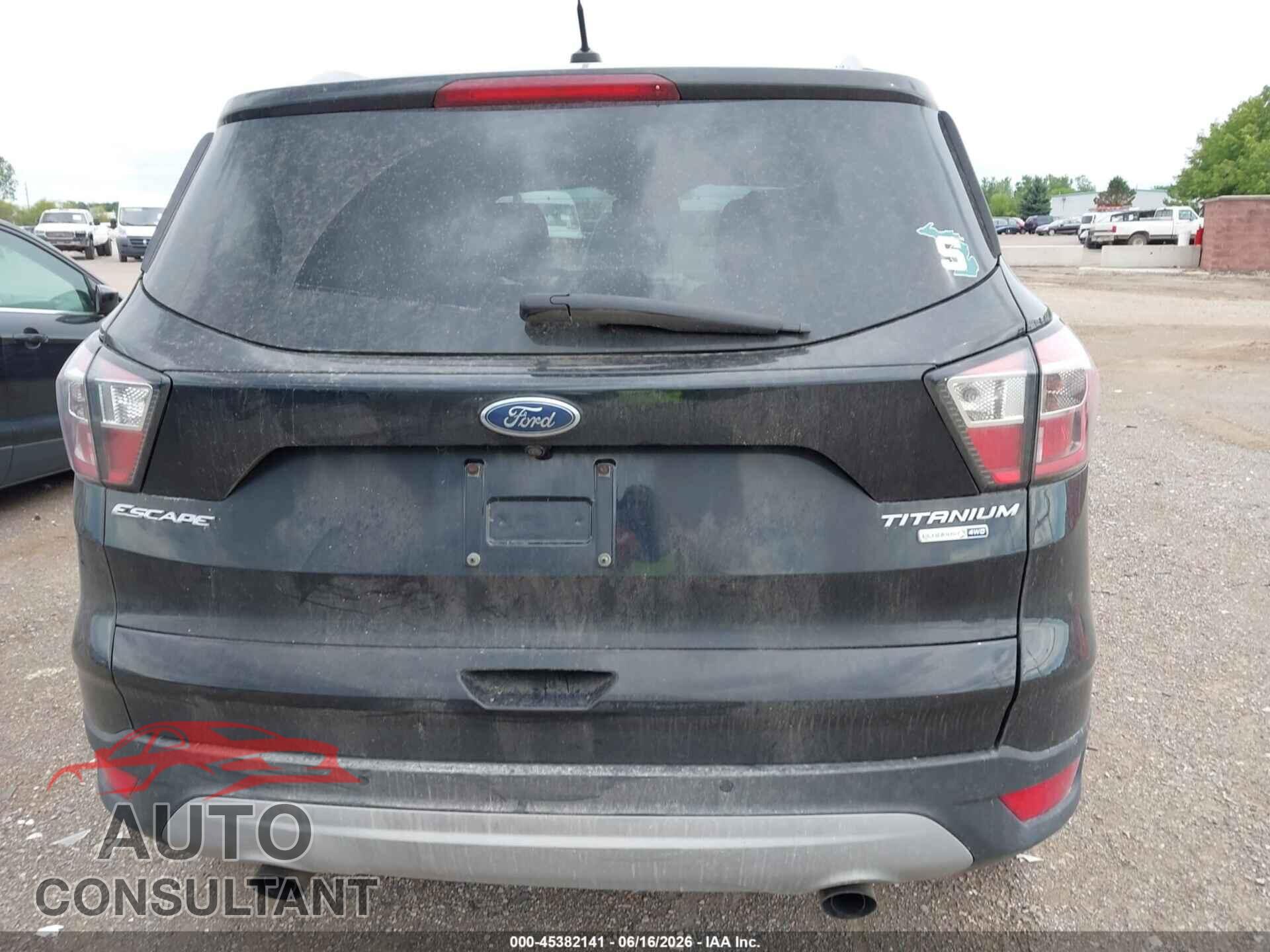 FORD ESCAPE 2017 - 1FMCU9JD7HUE91741