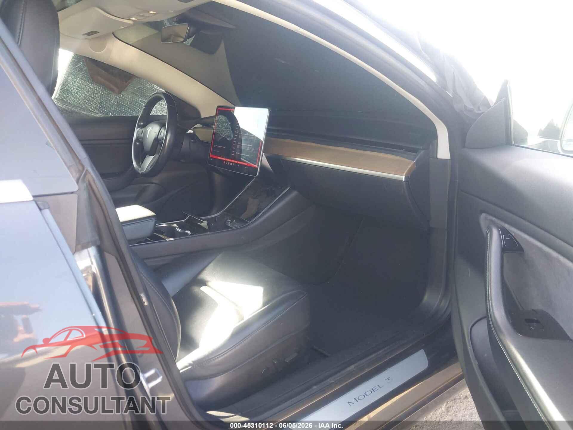 TESLA MODEL 3 2018 - 5YJ3E1EA2JF102098