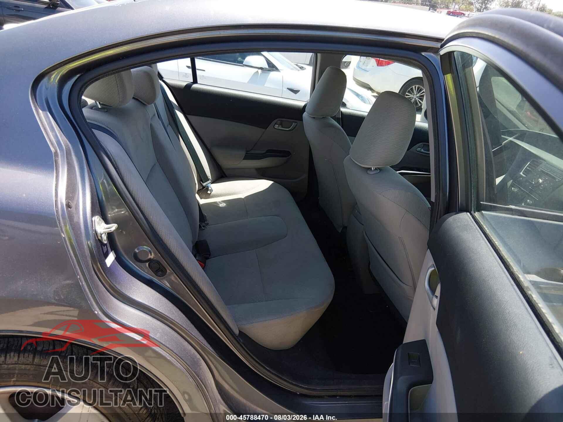 HONDA CIVIC 2013 - 19XFB2F51DE014375
