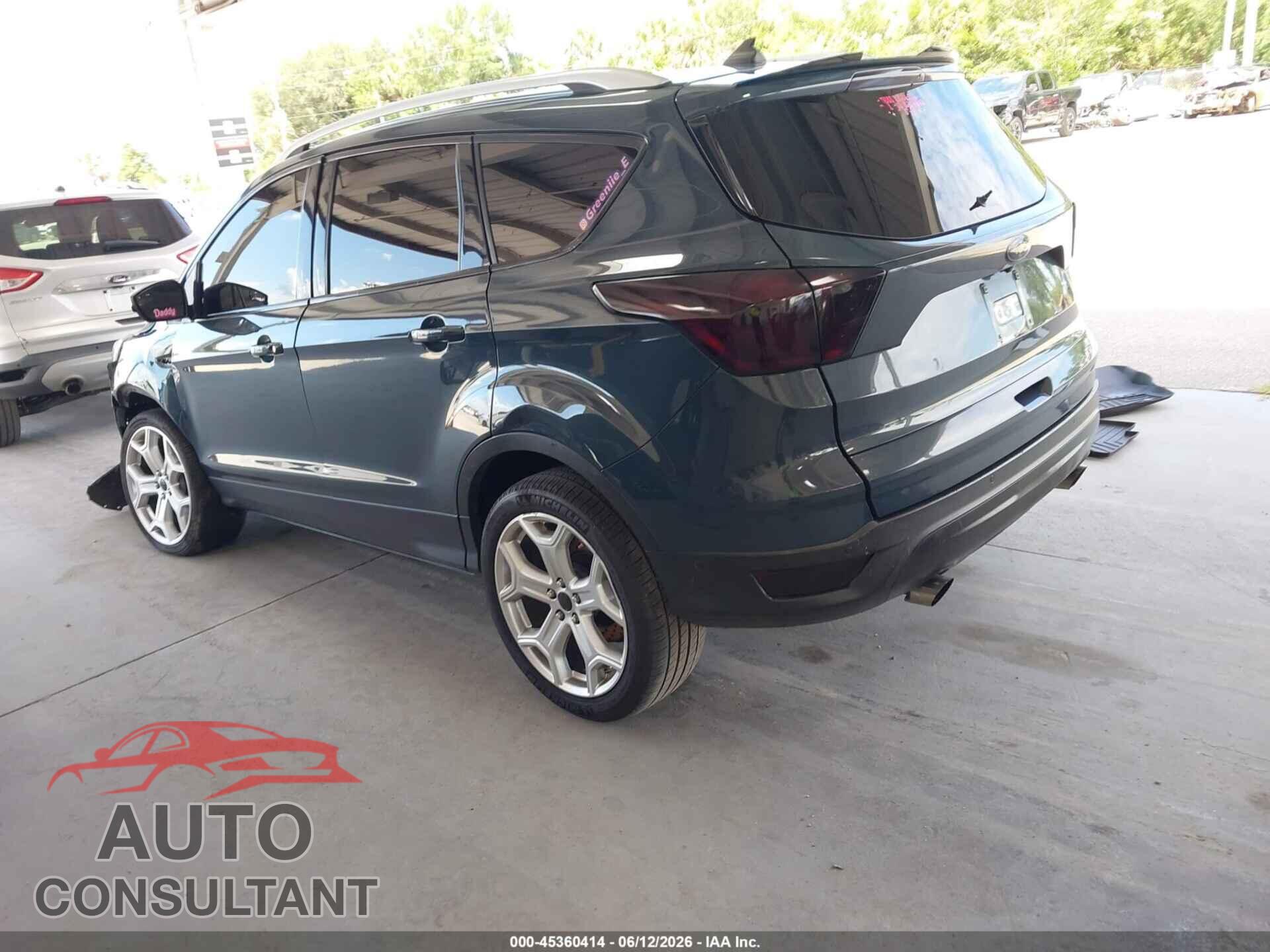 FORD ESCAPE 2019 - 1FMCU0J90KUB95376