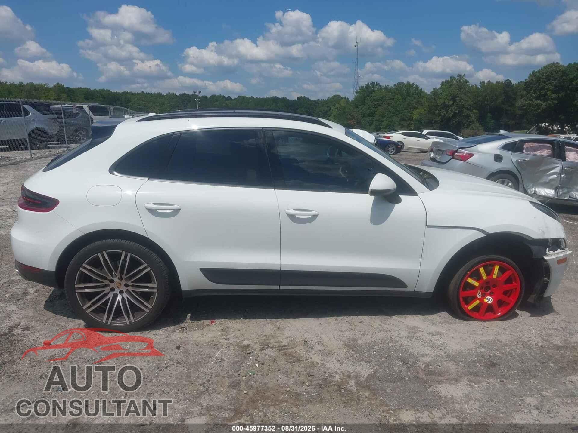 PORSCHE MACAN 2018 - WP1AA2A51JLB23215