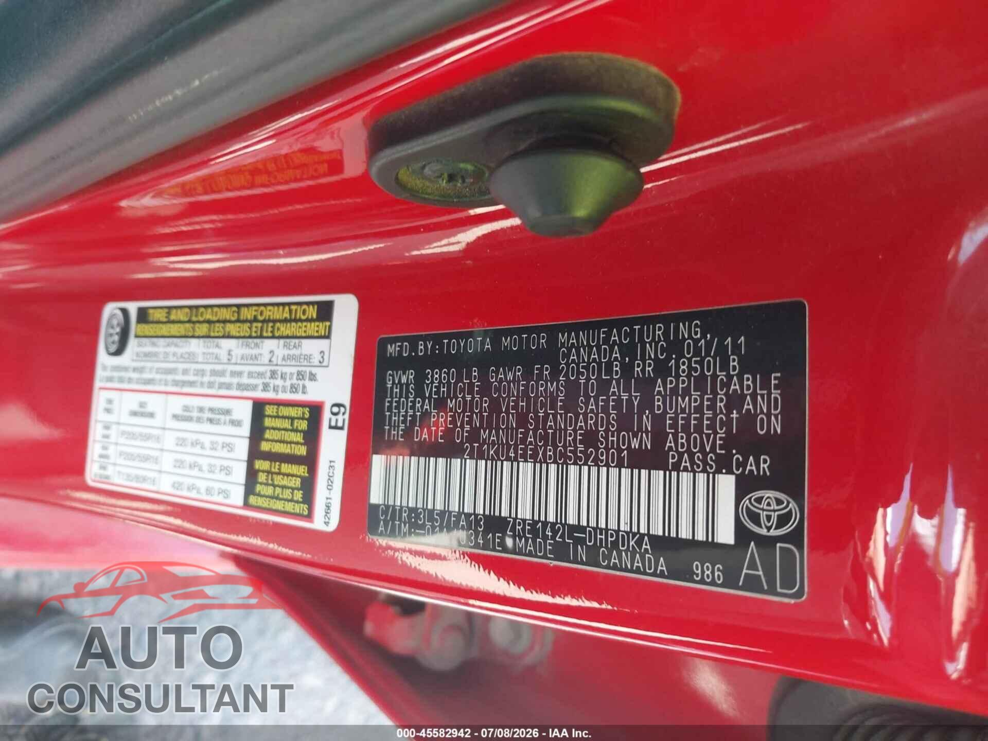 TOYOTA MATRIX 2011 - 2T1KU4EEXBC552901