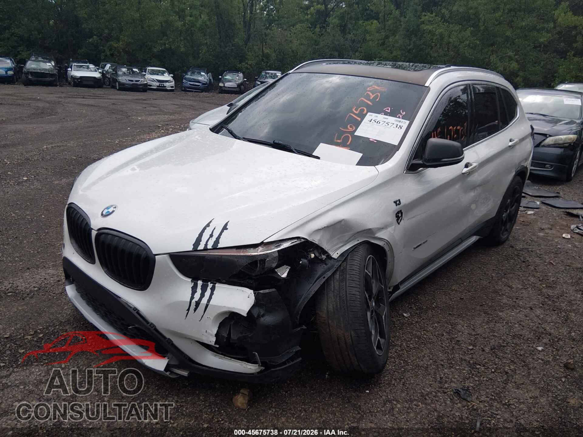 BMW X1 2017 - WBXHT3C37H5F68512