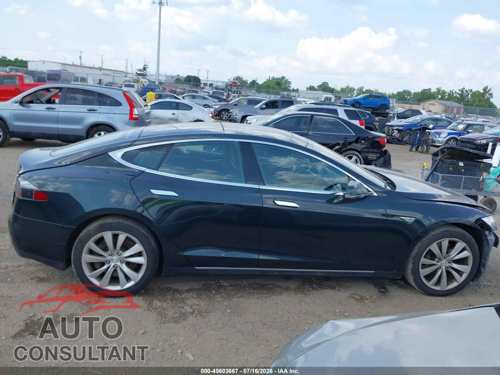 TESLA MODEL S 2013 - 5YJSA1CP2DFP27572