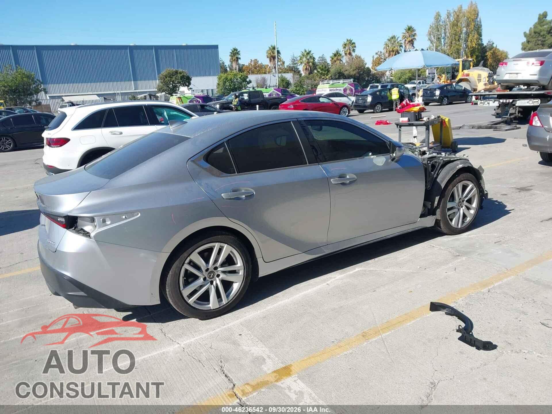 LEXUS IS 300 2021 - JTHCA1D26M5113373