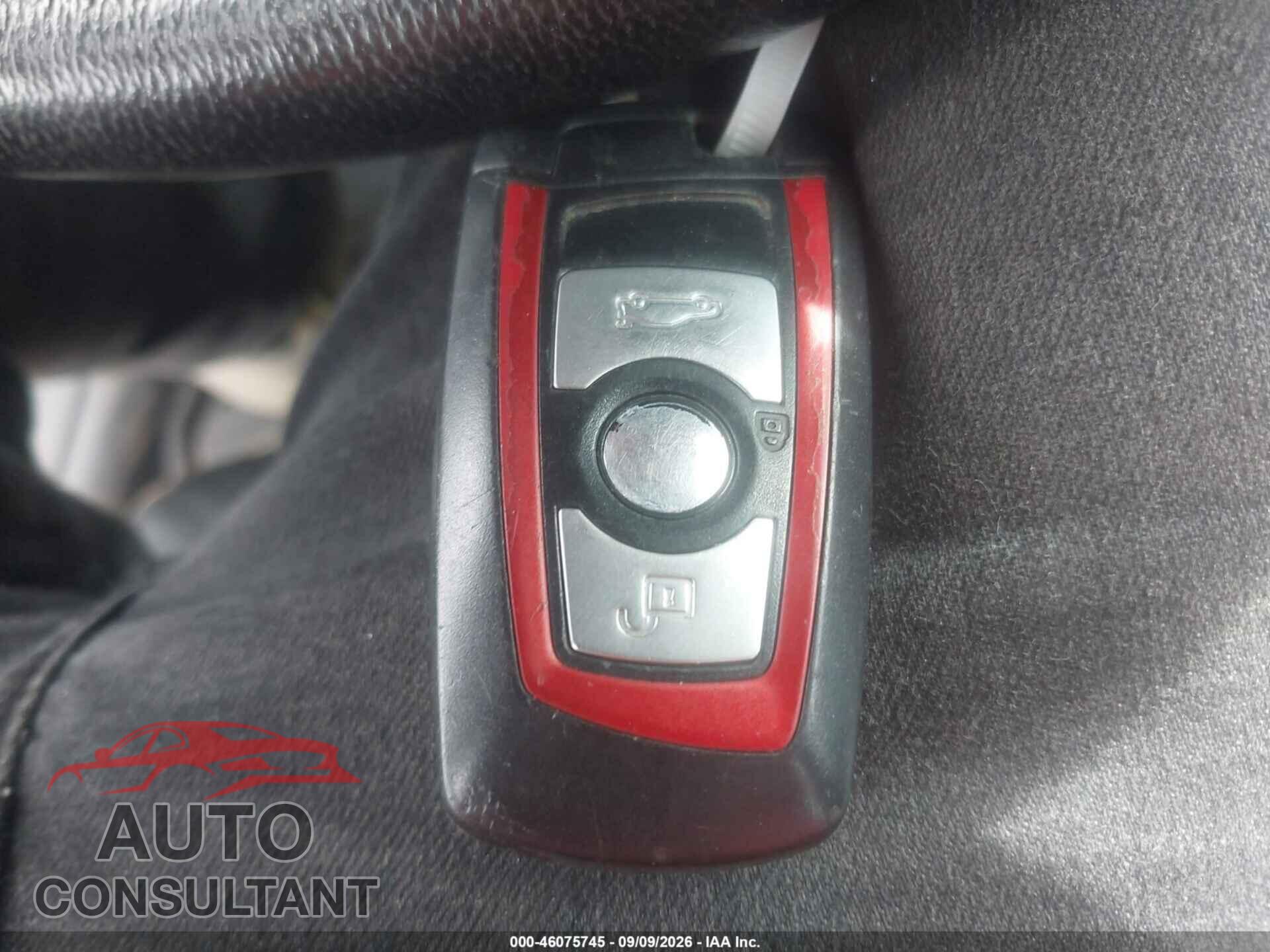 BMW 328I 2013 - WBA3B3C53DF541964