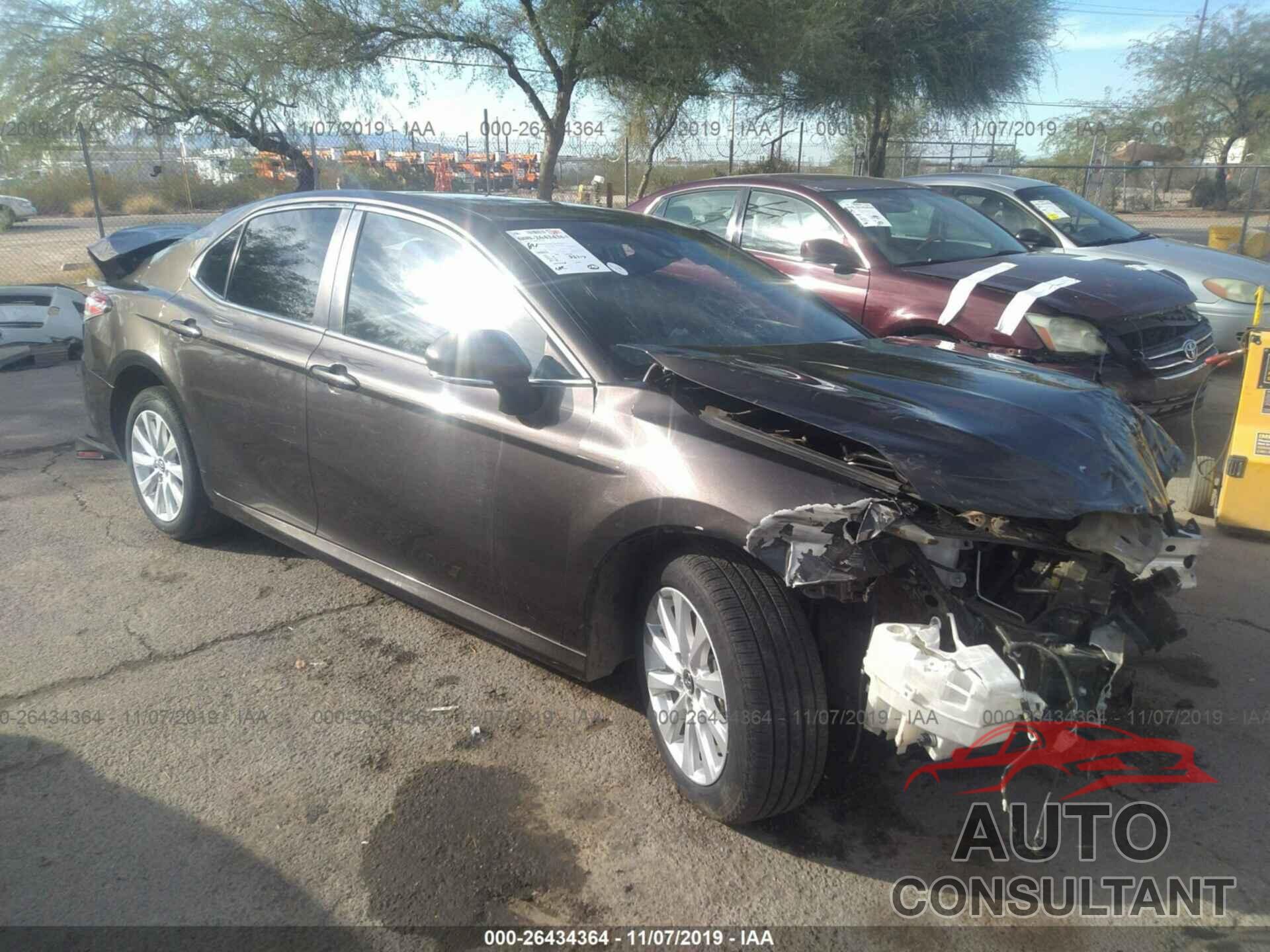 TOYOTA CAMRY 2018 - JTNB11HK8J3000518