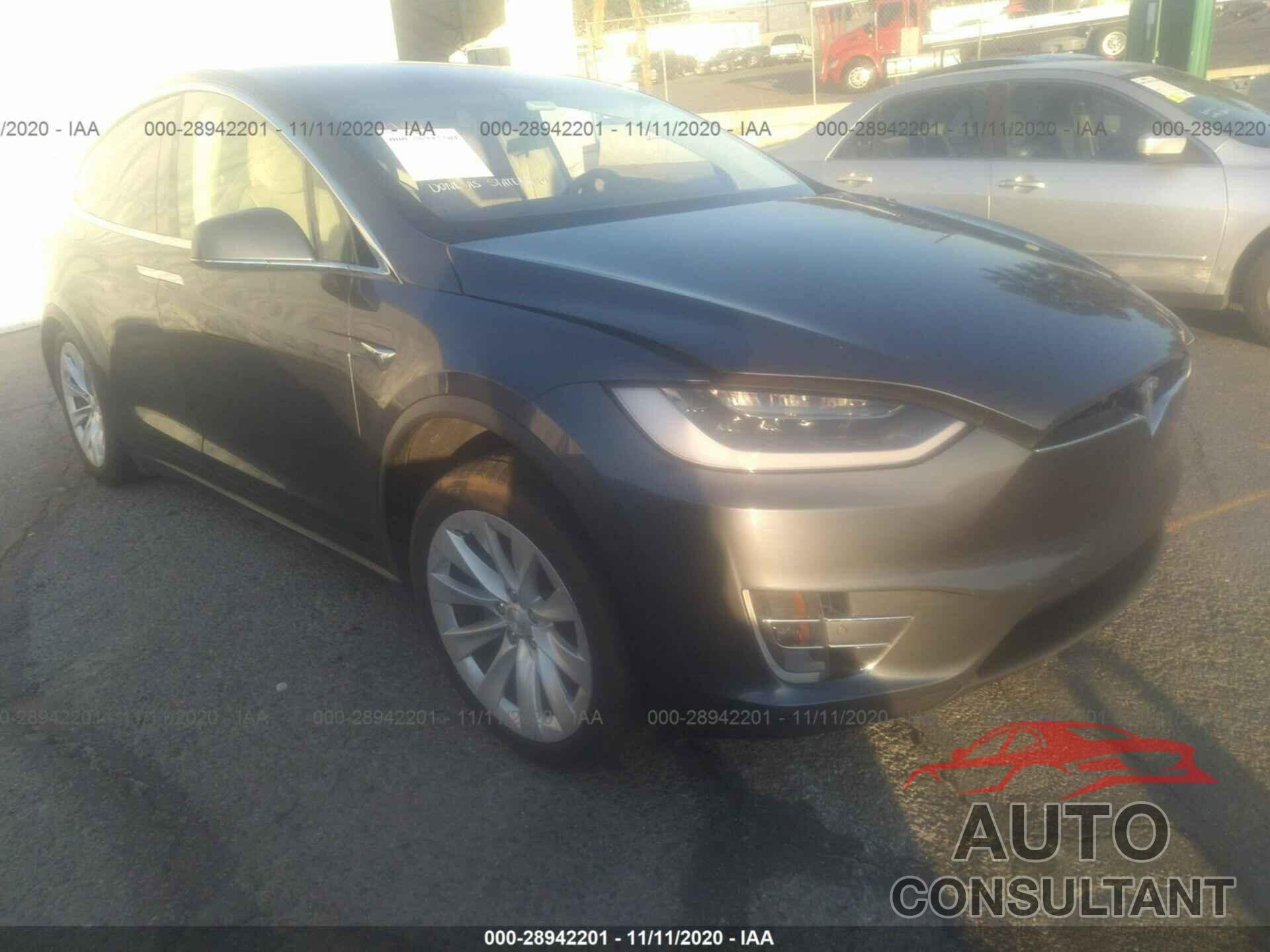 TESLA MODEL X 2017 - 5YJXCBE27HF045624