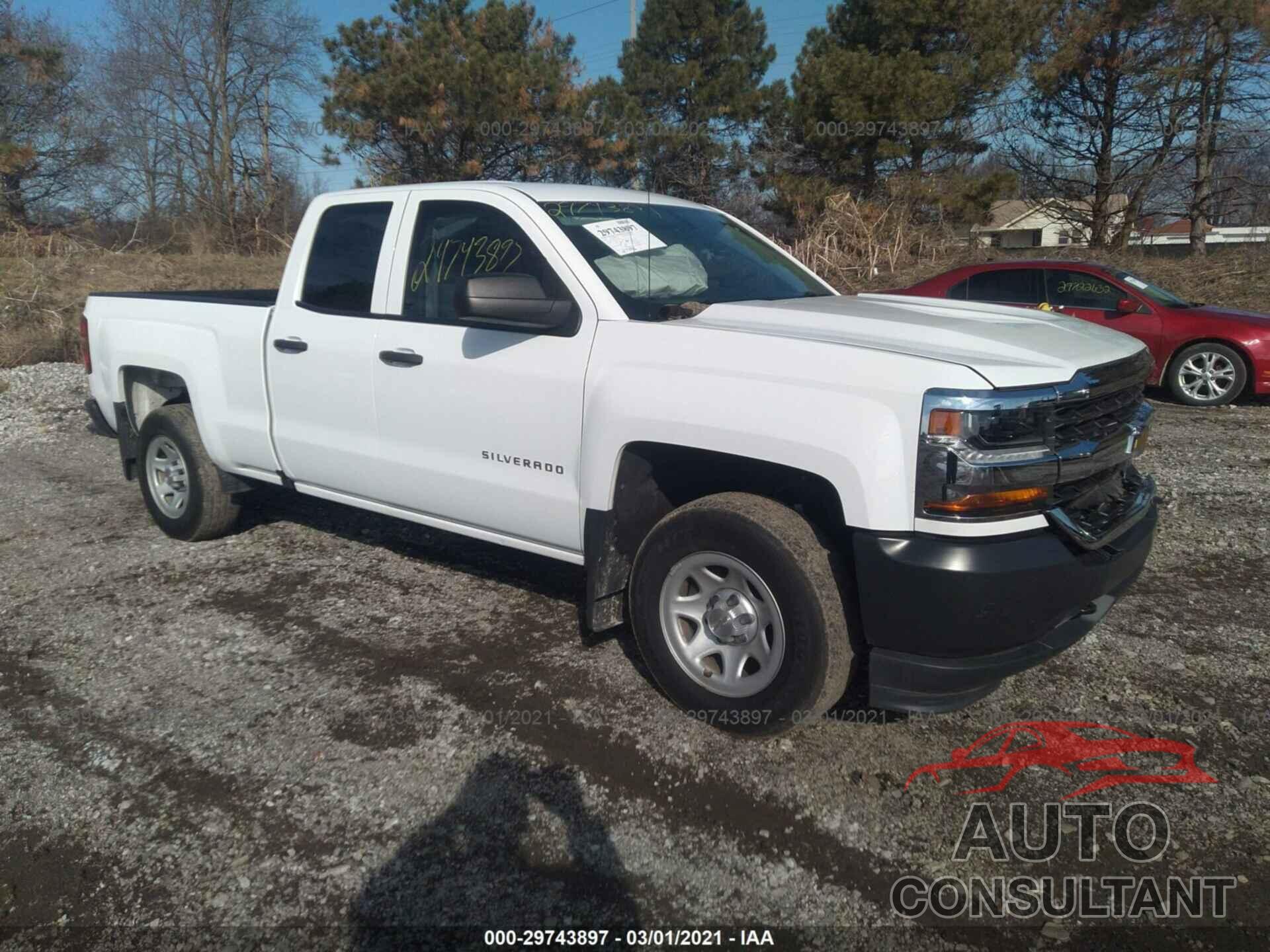 CHEVROLET SILVERADO 1500 2017 - 1GCVKNEH7HZ260060