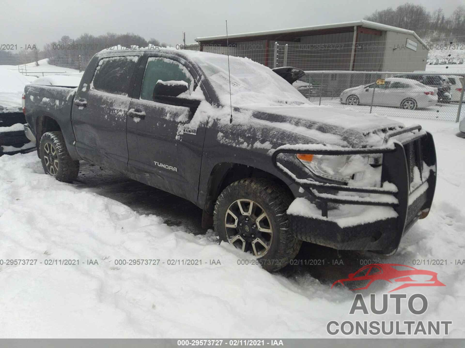 TOYOTA TUNDRA 4WD 2017 - 5TFDY5F17HX659493