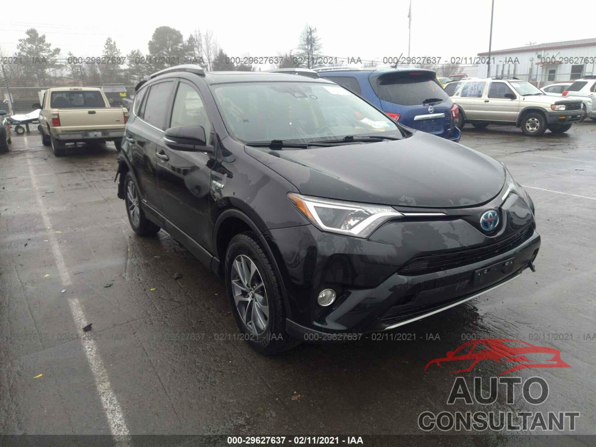 TOYOTA RAV4 HYBRID 2017 - JTMRJREV9HD060084