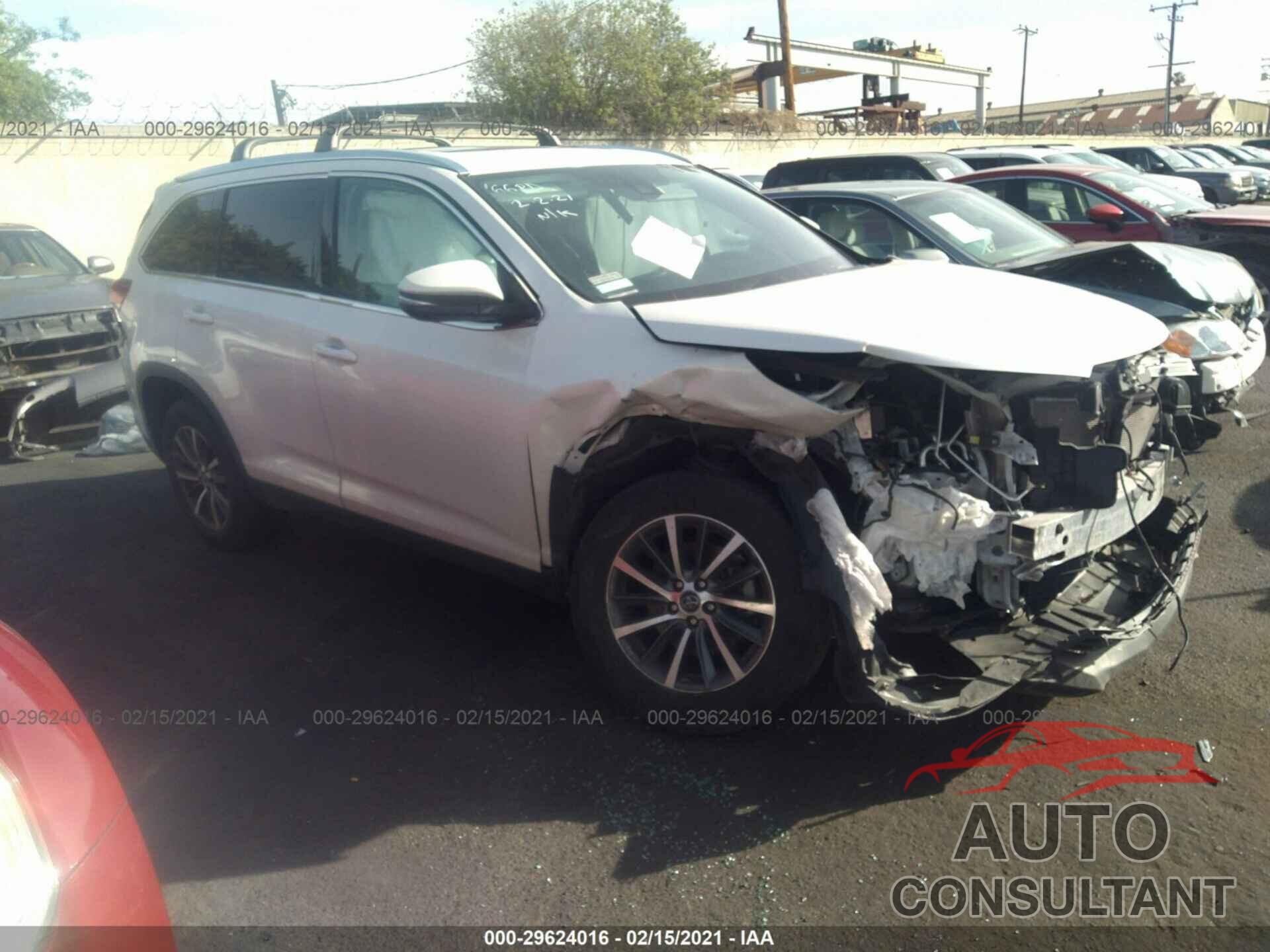 TOYOTA HIGHLANDER 2019 - 5TDKZRFH6KS550545