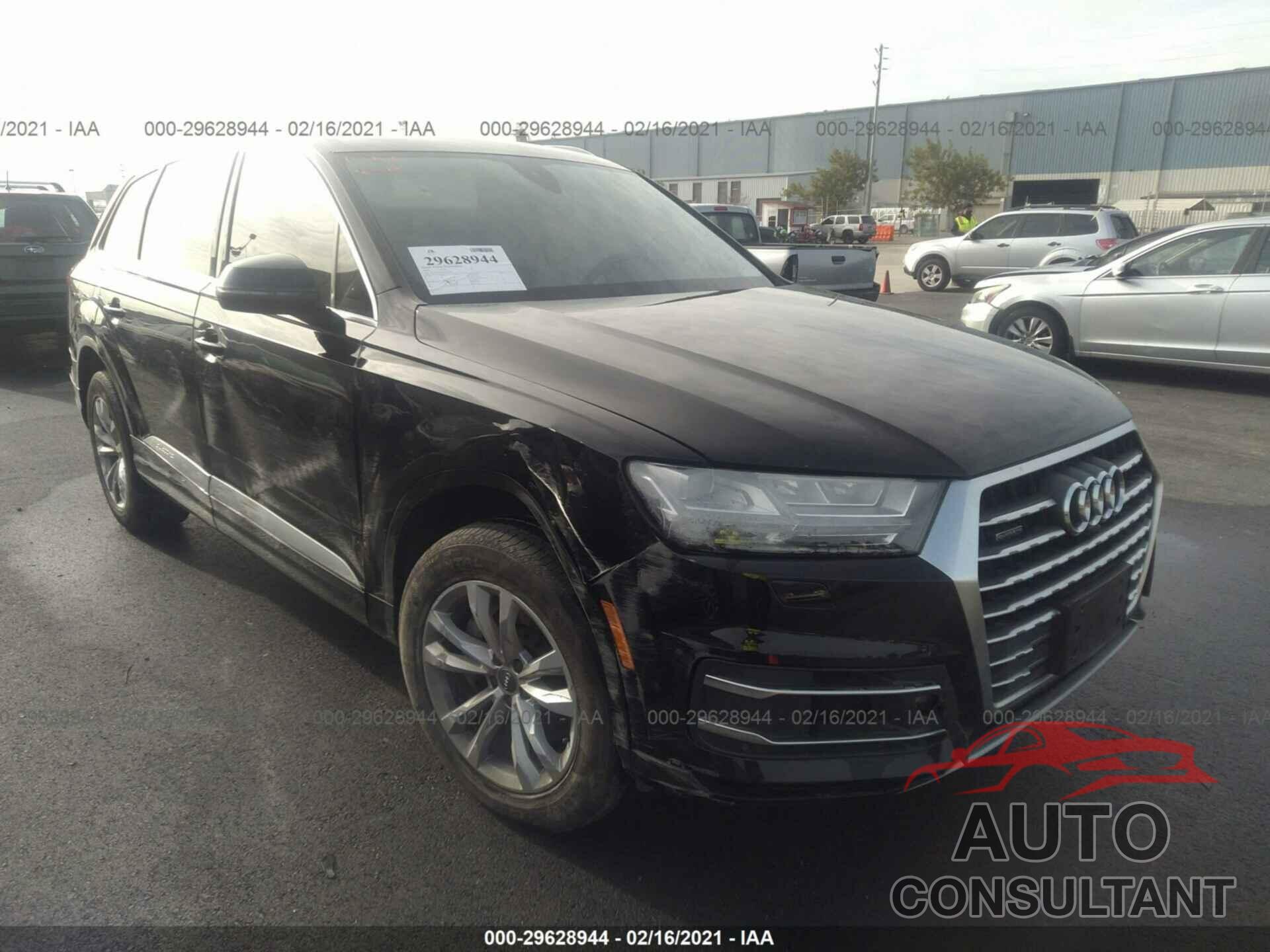 AUDI Q7 2019 - WA1LAAF77KD013886