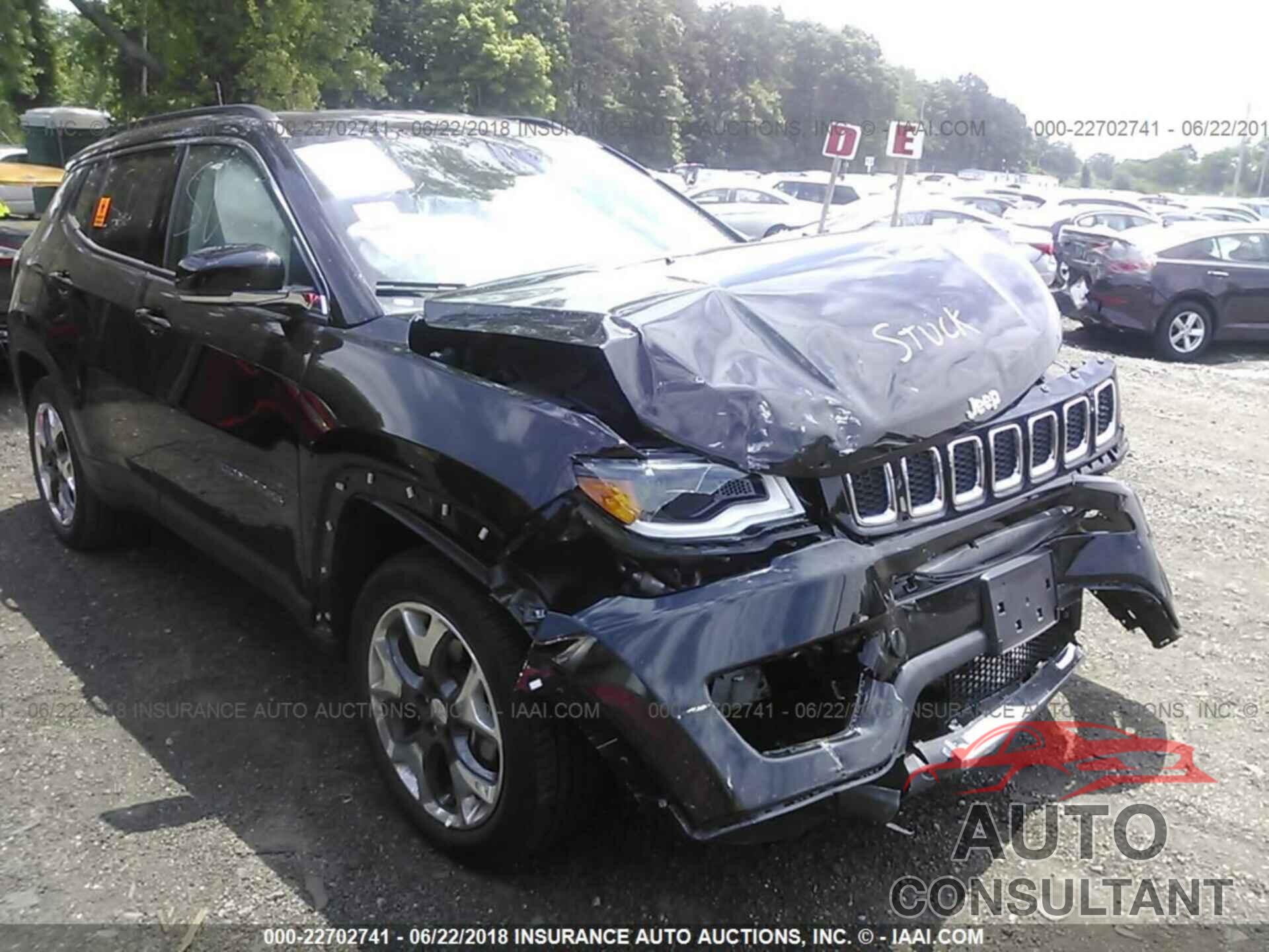 Jeep Compass 2018 - 3C4NJDCB8JT332781