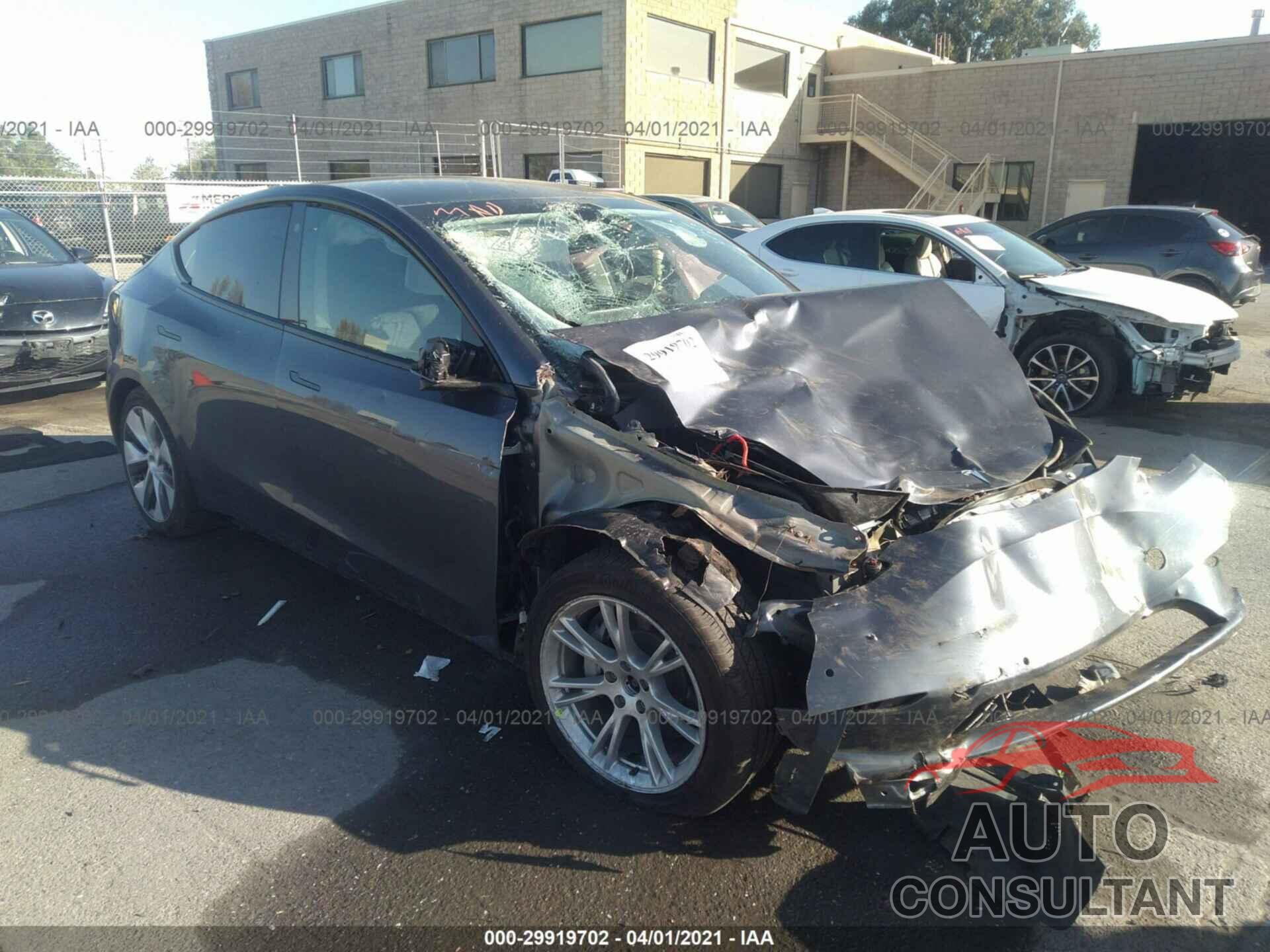 TESLA MODEL Y 2021 - 5YJYGDEE8MF094520