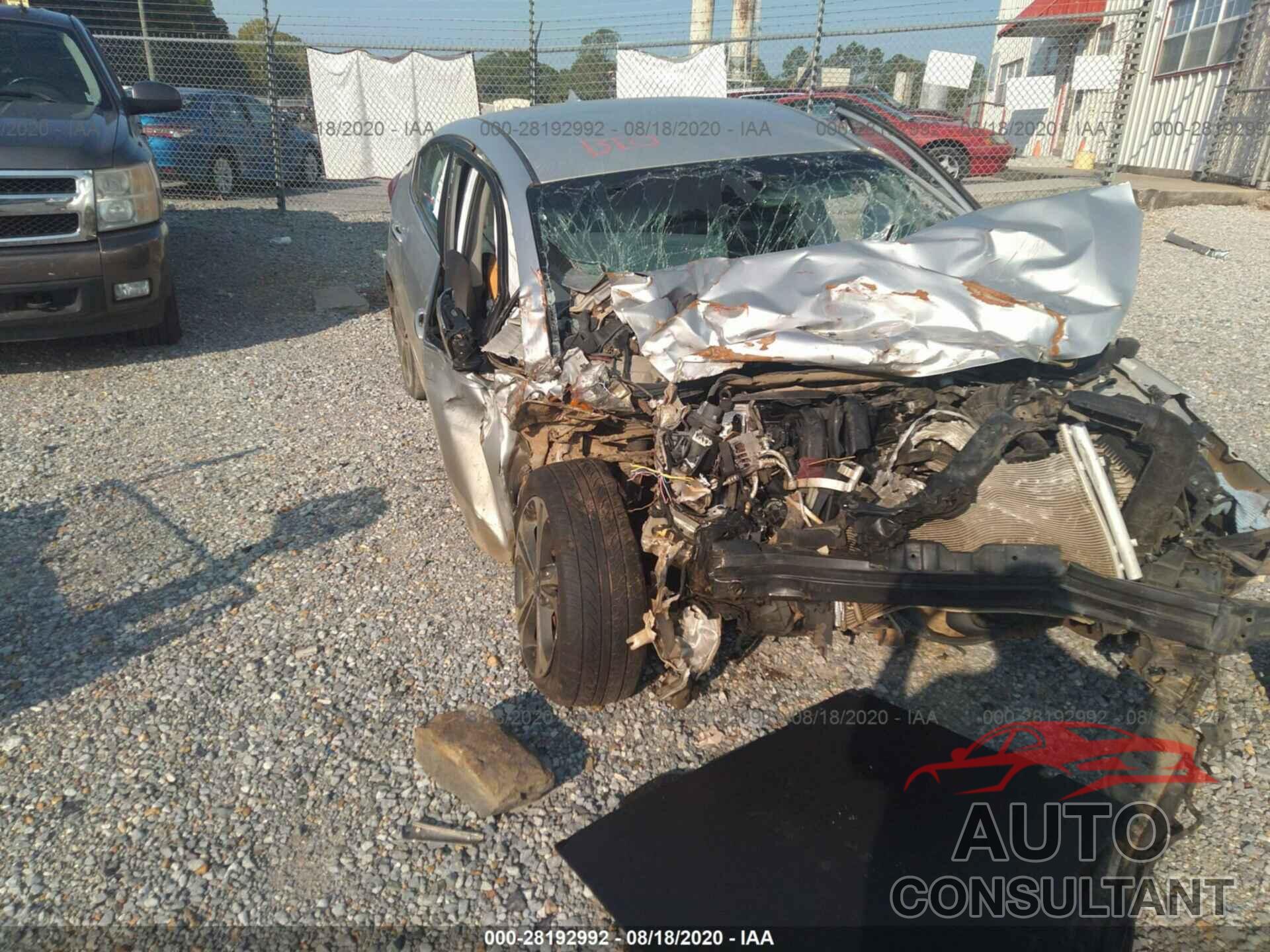 KIA FORTE 2018 - KNAFX4A81G5545880
