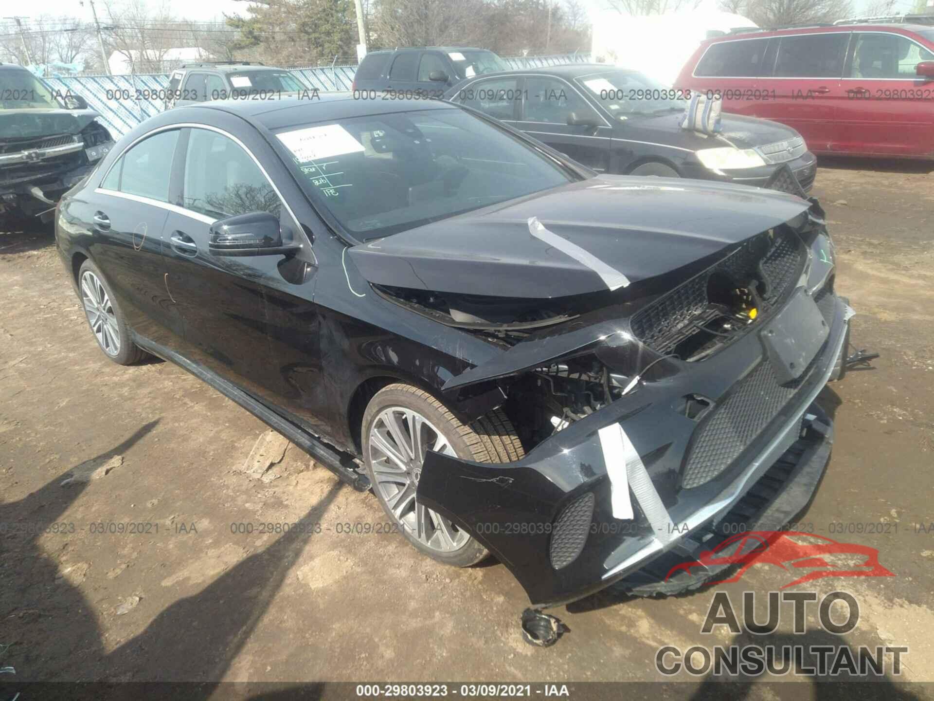 MERCEDES-BENZ CLA 2019 - WDDSJ4GB4KN765163