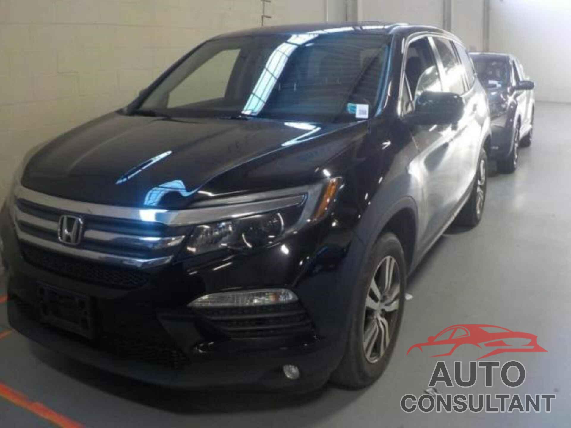 HONDA PILOT 2018 - 5FNYF6H55JB000938