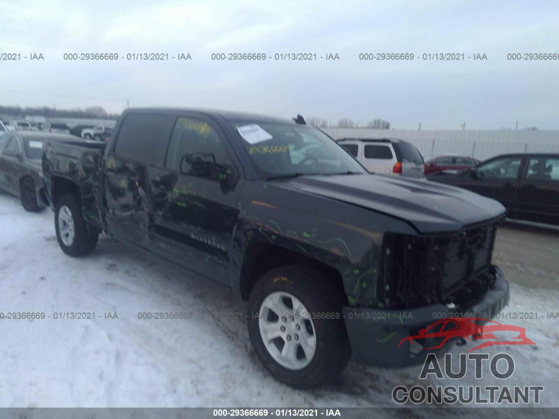 CHEVROLET SILVERADO 1500 2018 - 3GCUKREC7JG449112
