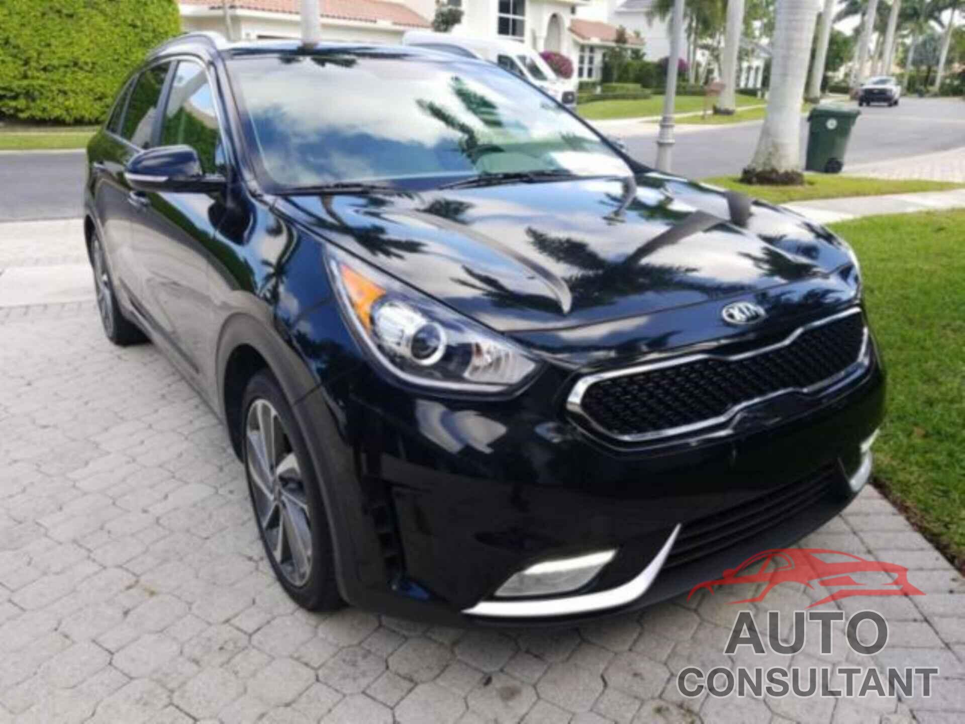 KIA NIRO 2017 - KNDCE3LC8H5072519