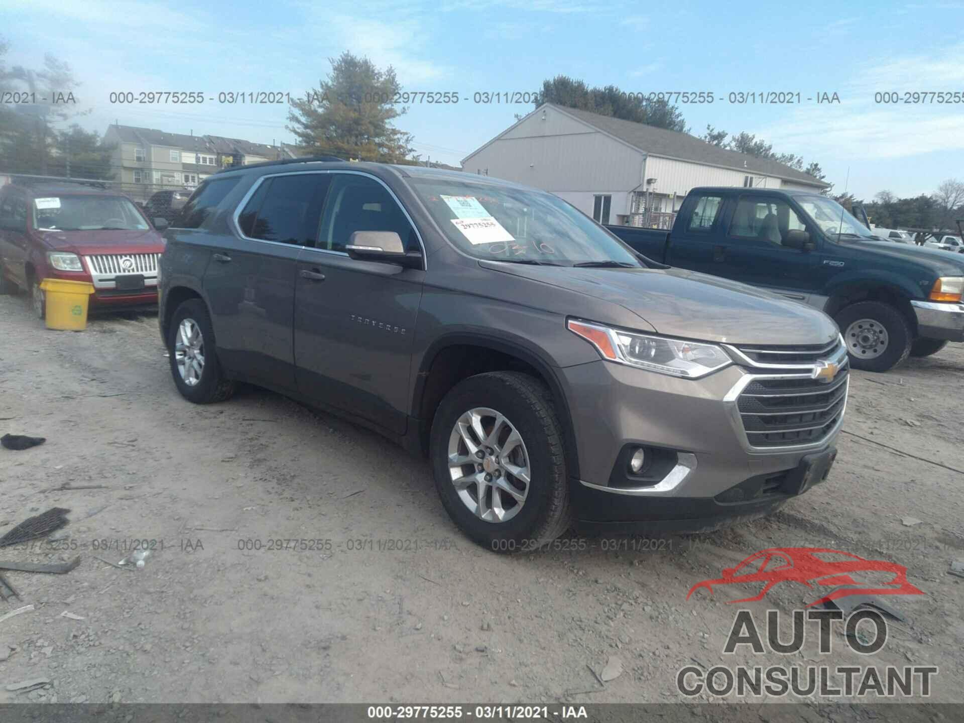 CHEVROLET TRAVERSE 2019 - 1GNERGKW3KJ174736